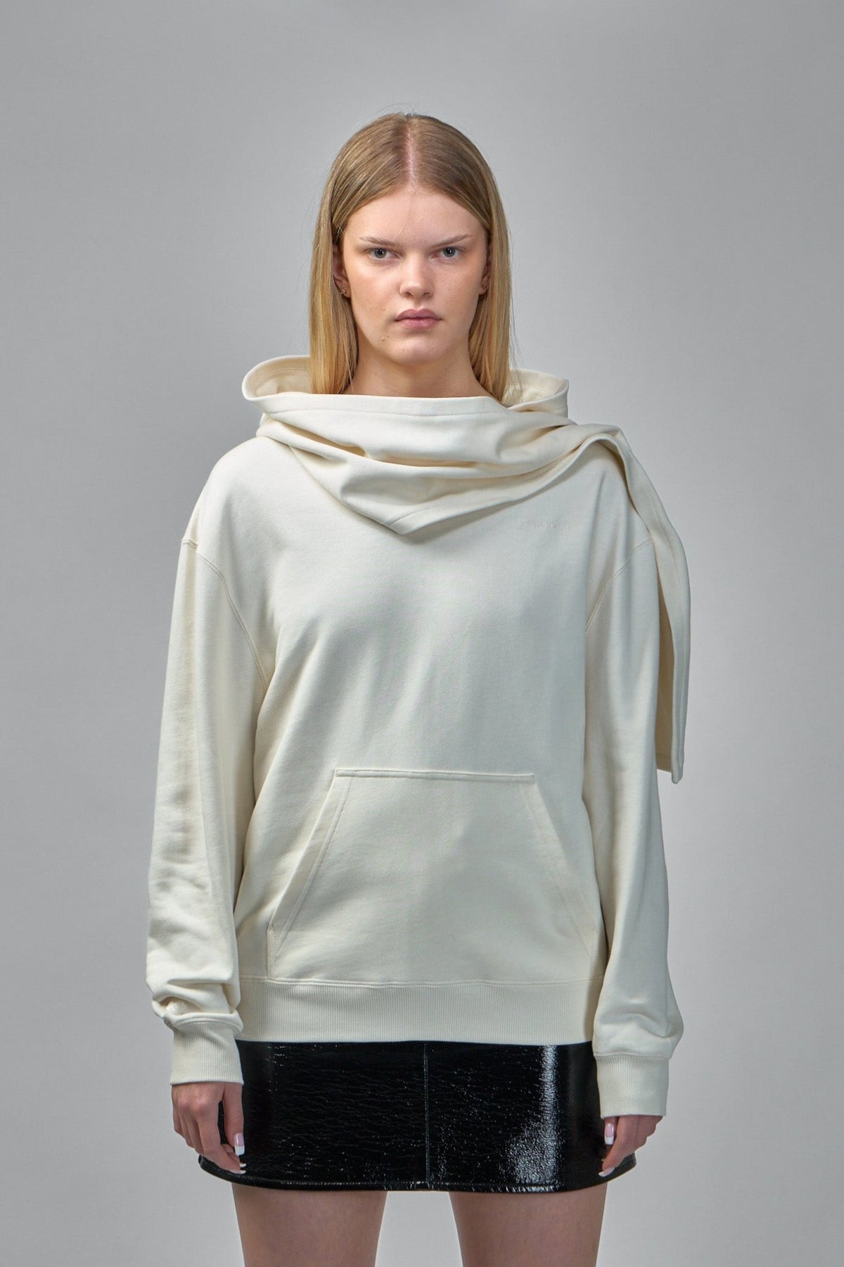 Courrèges - Hoodie and Scarf Embroidered - LABELS