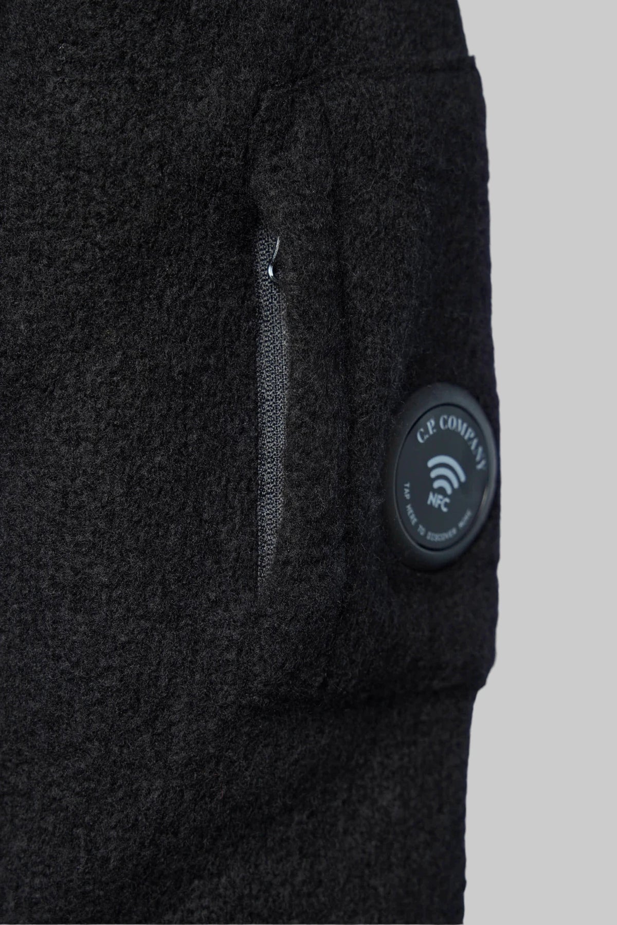 C.P. Company - Crew Neck - LABELS