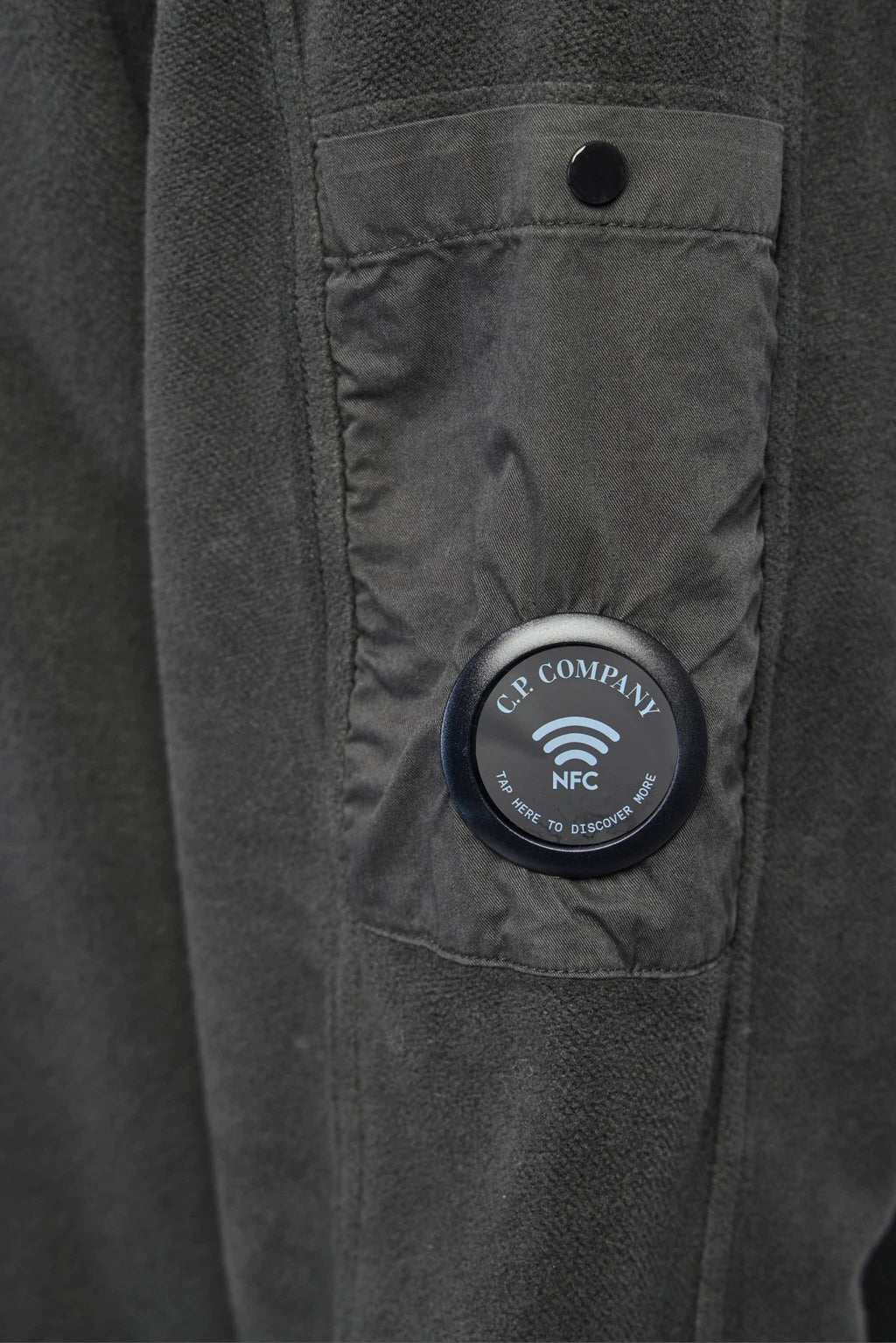 C.P. Company - Polo Collar - LABELS