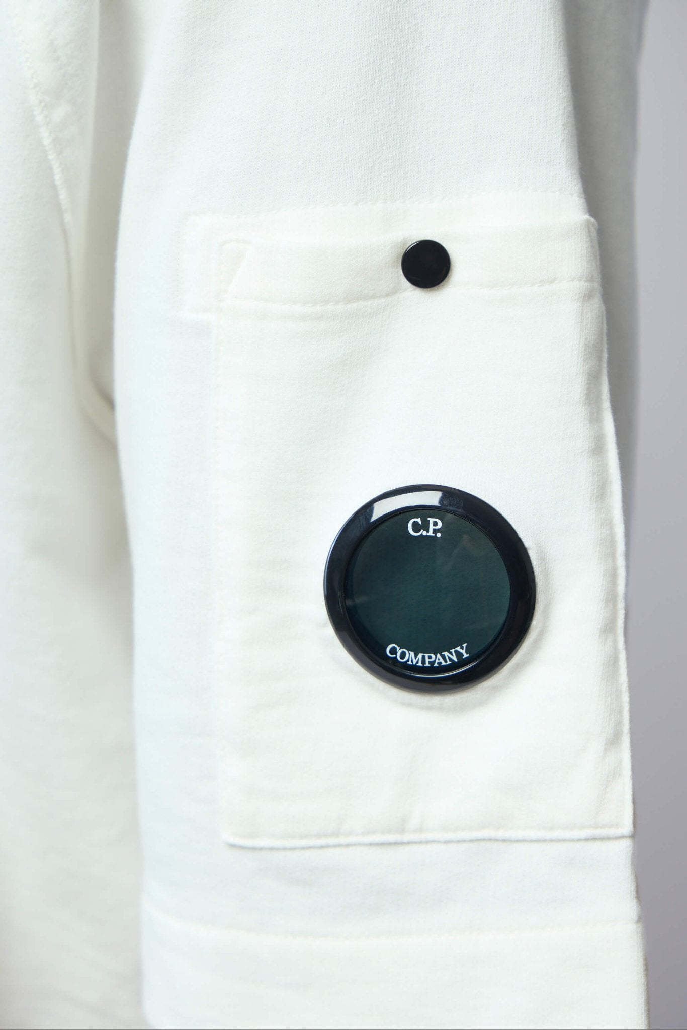 C.P. Company - SS Sweatshirt - LABELS