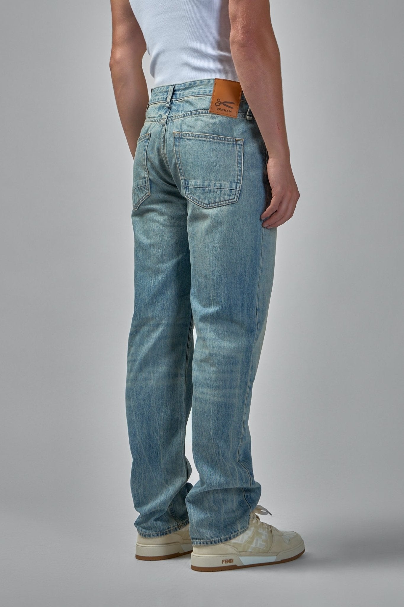 Denham - Dagger Mid Blue - Relaxed Fit - LABELS