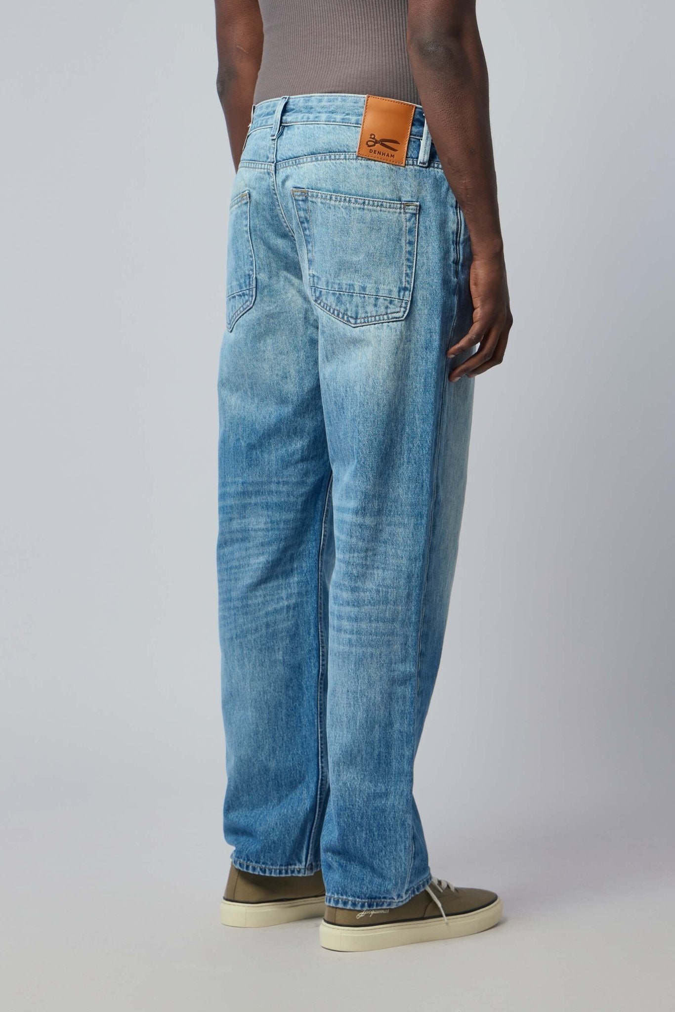 Denham - Dagger R 042 - LABELS