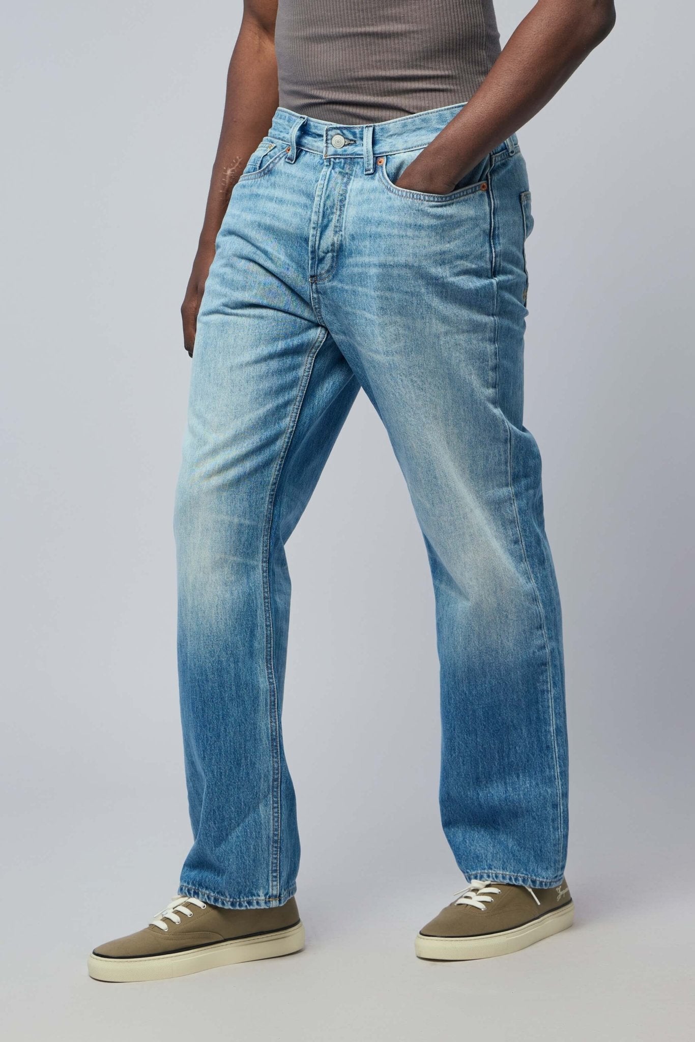 Denham - Dagger R 042 - LABELS