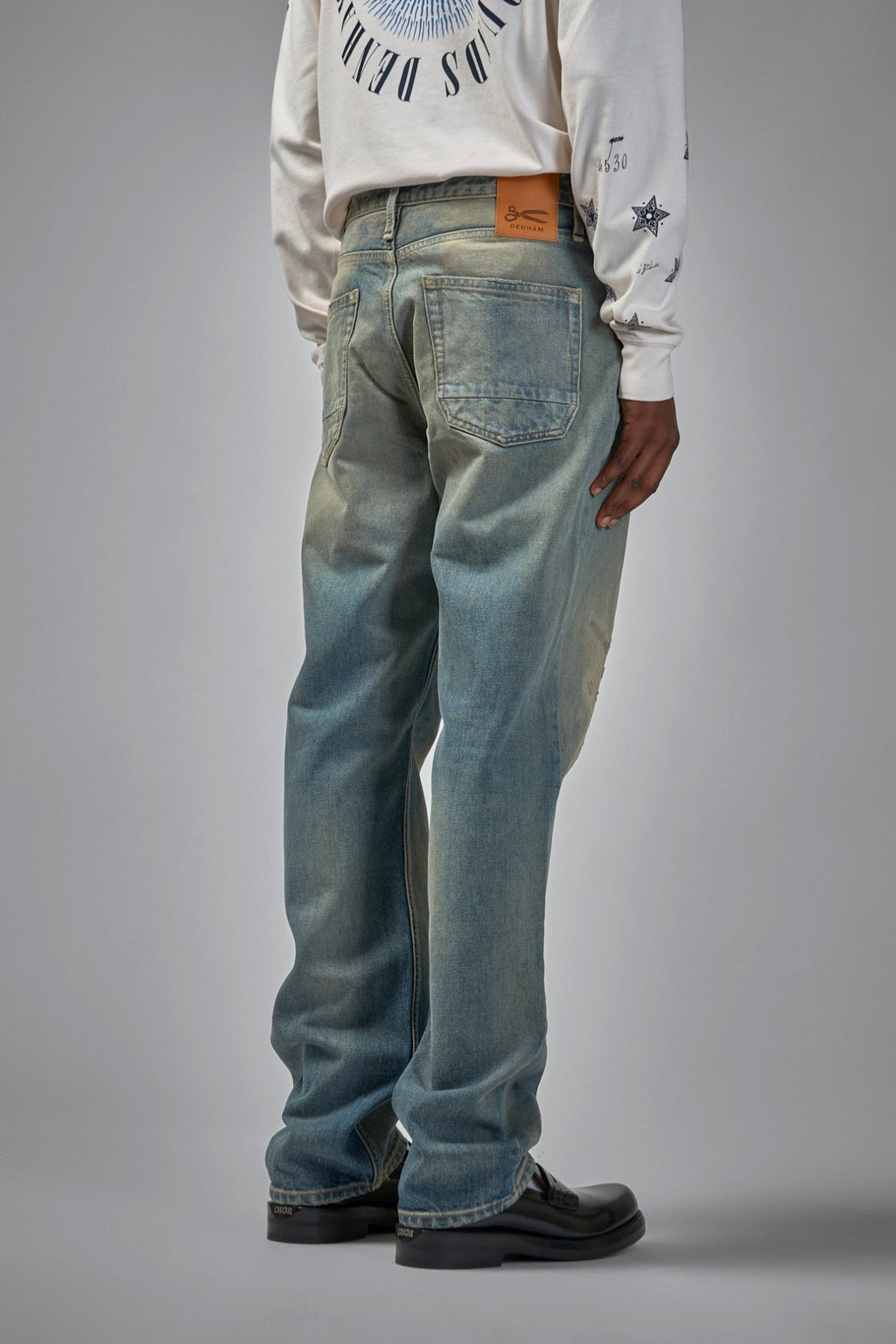 Denham - Dagger R Harold Mid Blue - Relaxed Fit - LABELS