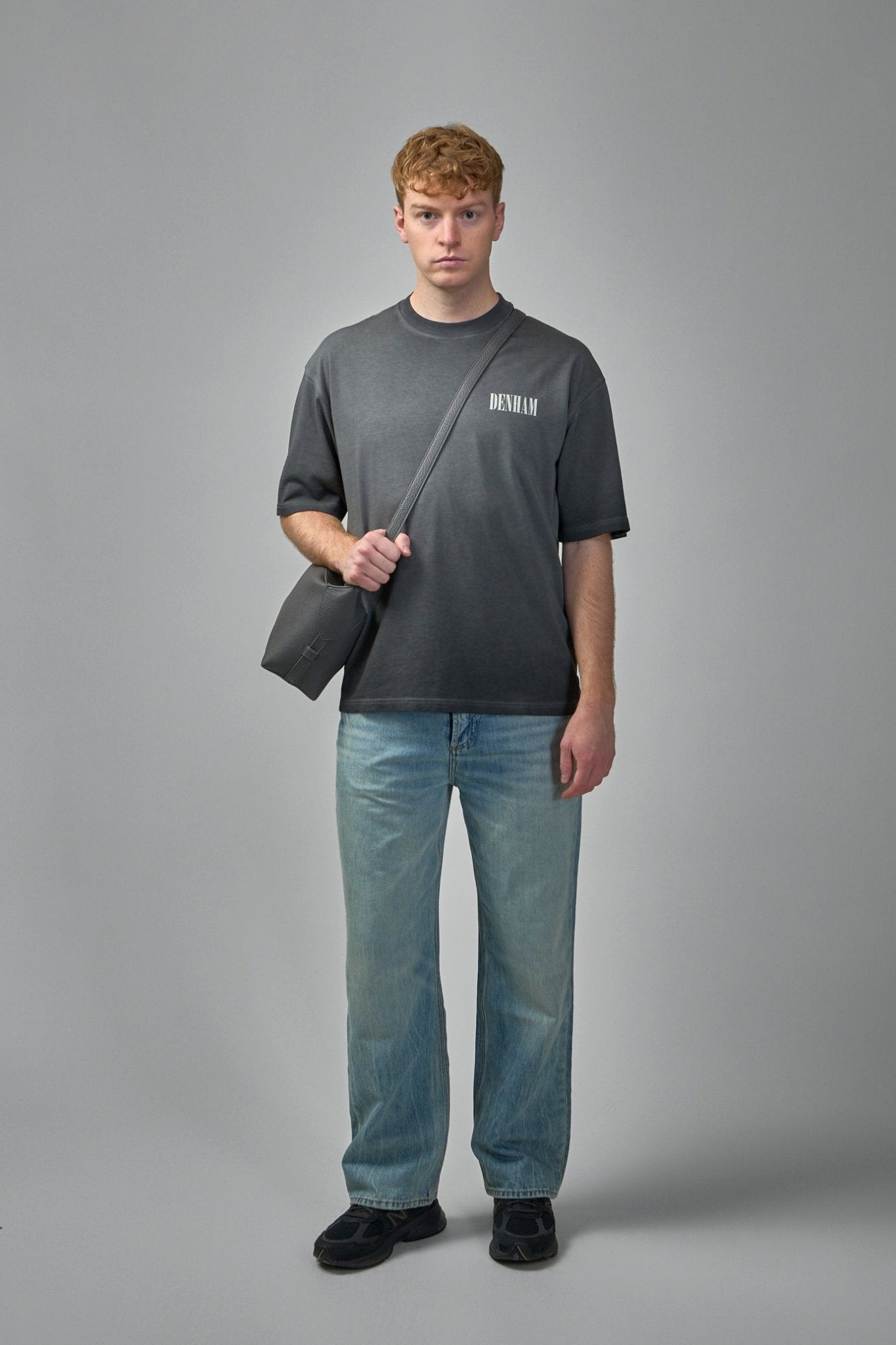 Denham - Denham Flare Tee Black - Relaxed Fit - LABELS