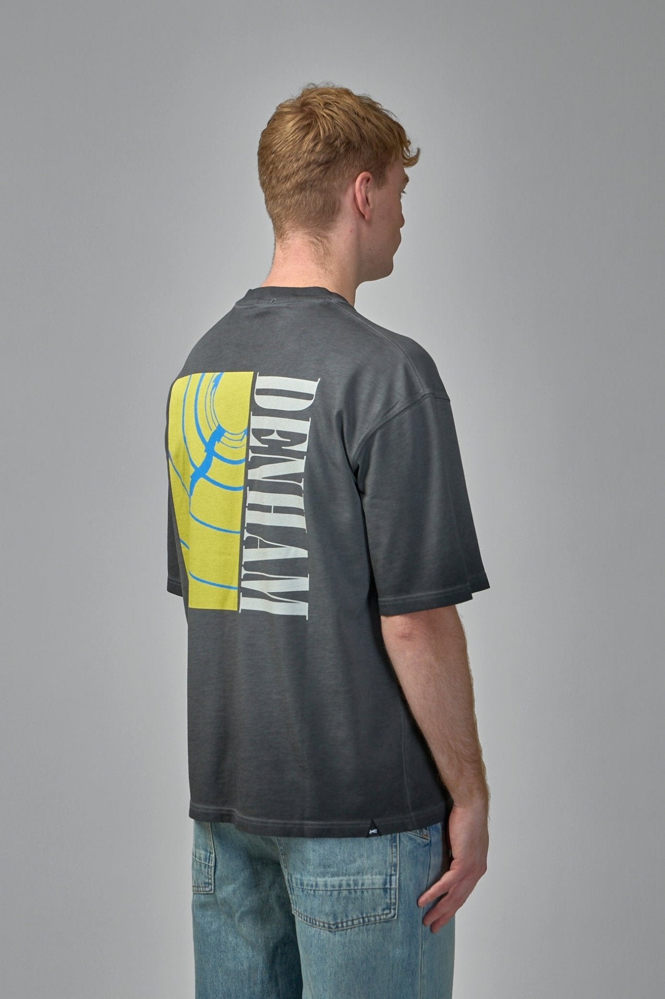 Denham - Denham Flare Tee Black - Relaxed Fit - LABELS