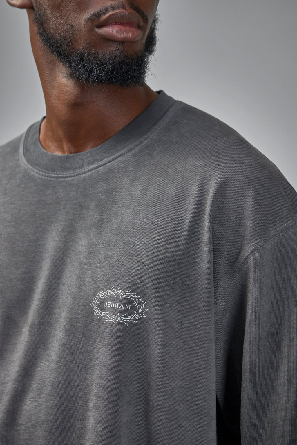 Denham - Denham Objects Tee Black - Relaxed Fit - LABELS