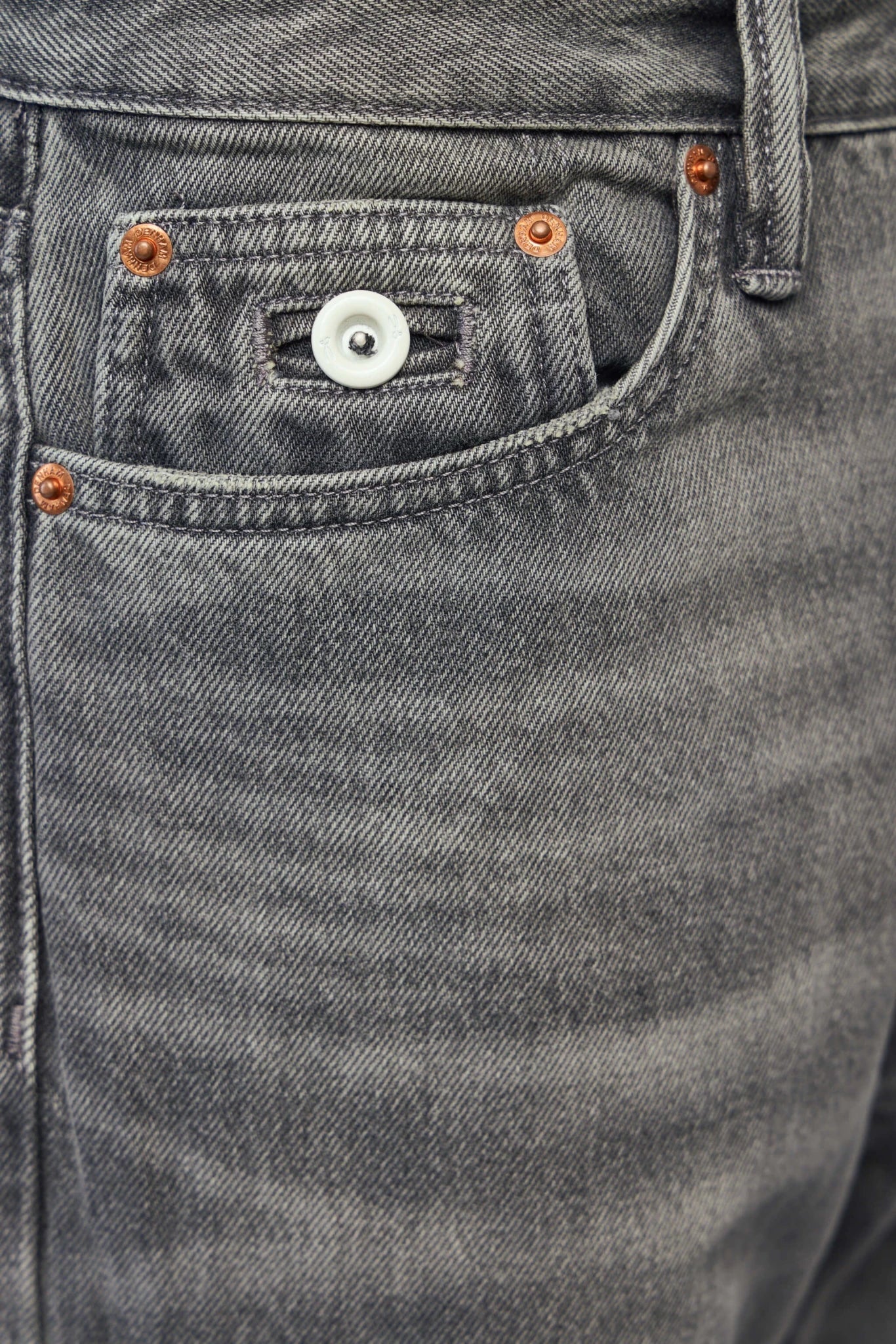 Denham - Eastwider George - LABELS