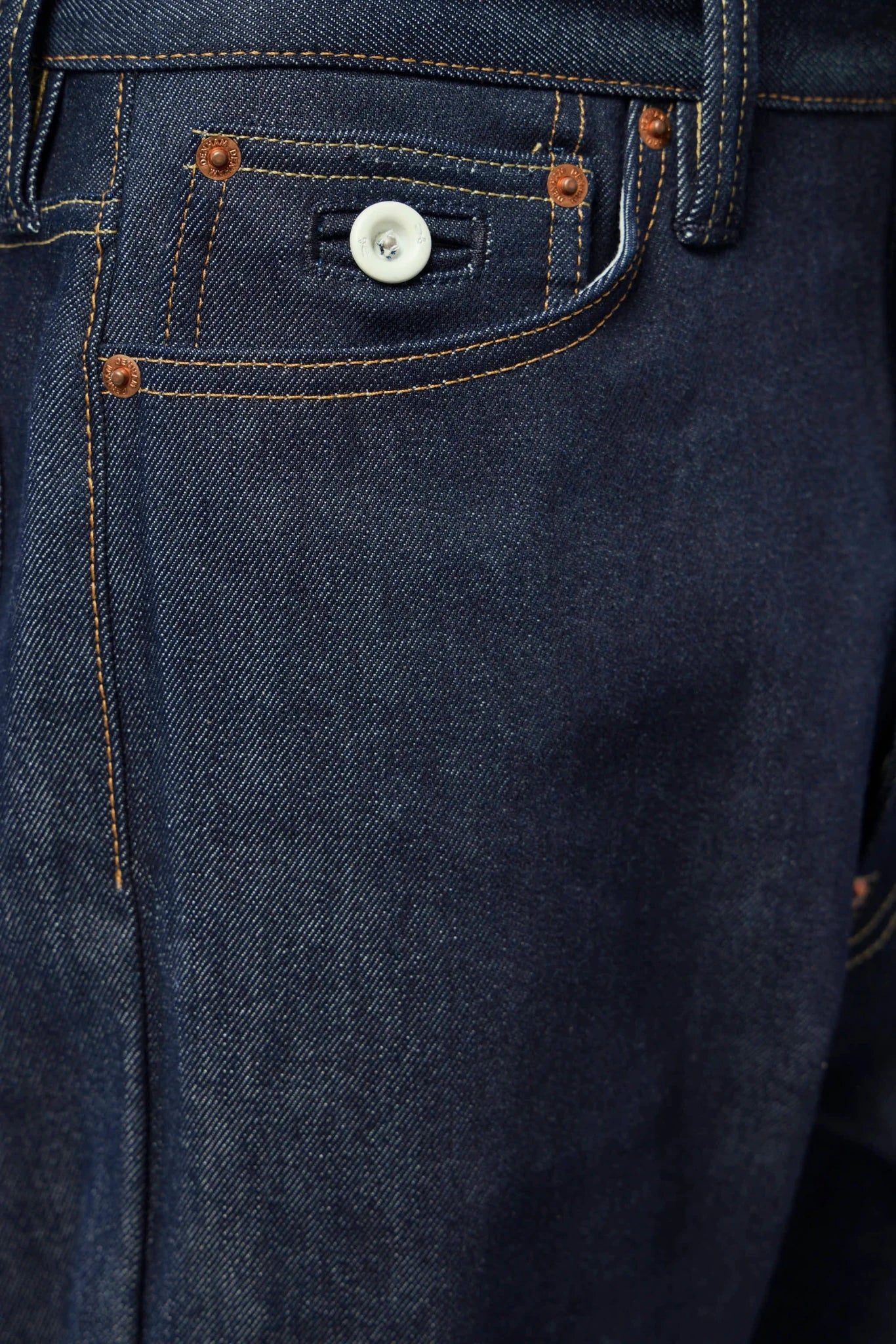 Side profile of Denham Oldtimer Virgin straight fit jeans