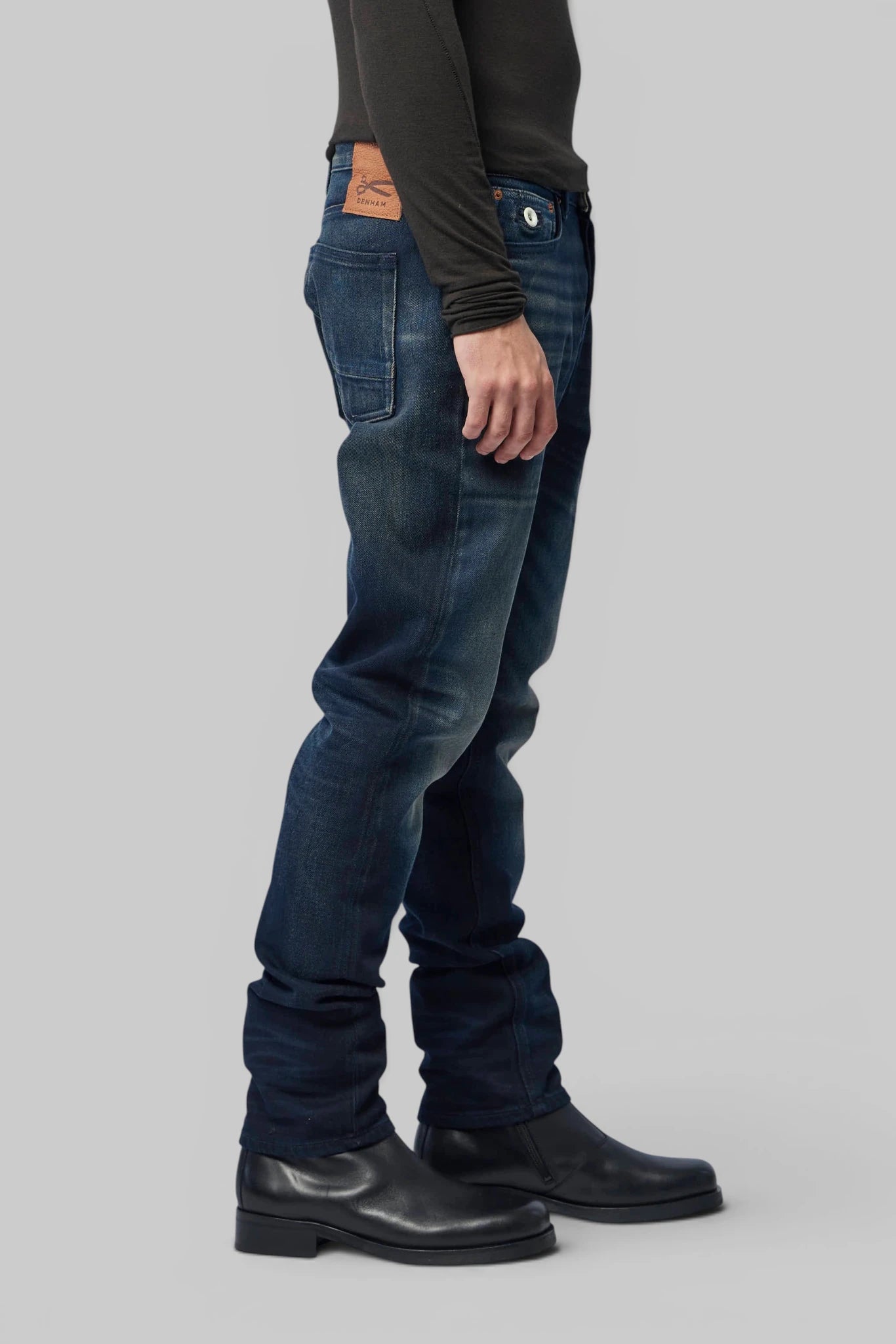 Denham Razor Cody jeans styled with a casual outfit