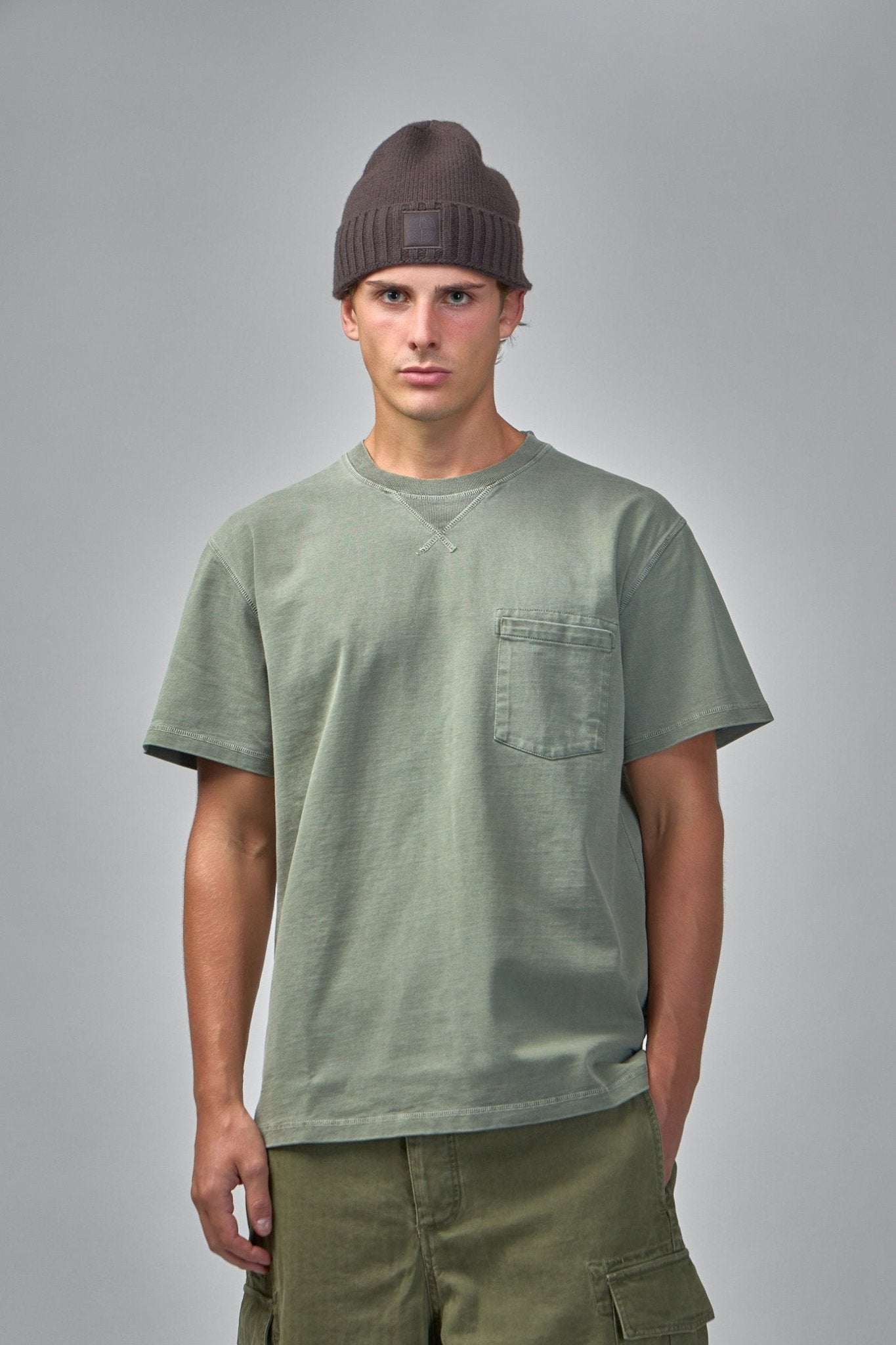 Denham - S03 Pocket Tee Army Green - Classic Fit - LABELS