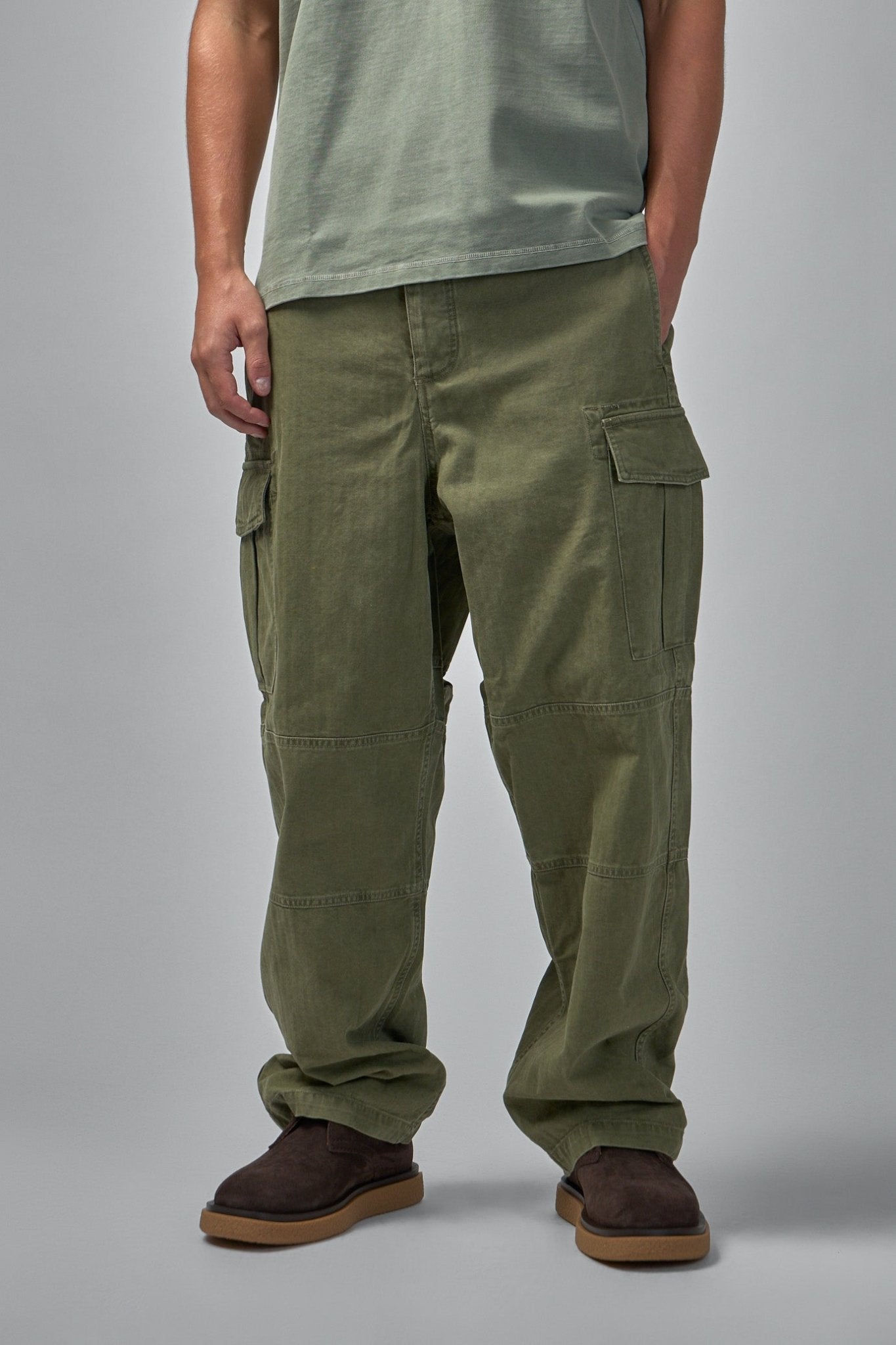 Denham - S03 Utility Pant Green - Wide Fit - LABELS