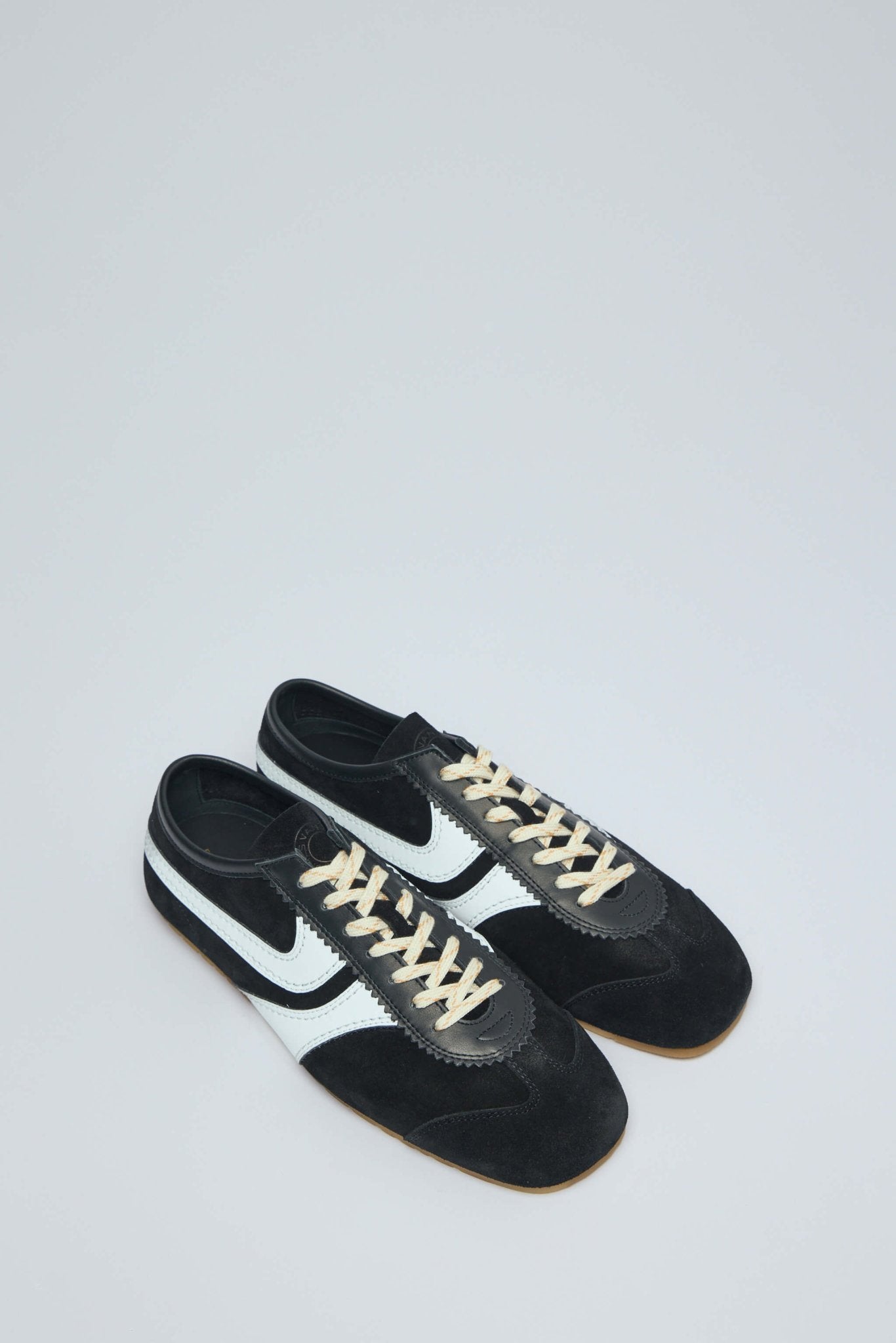Dries Van Noten Low Top Sneakers Q.0126 – LABELS