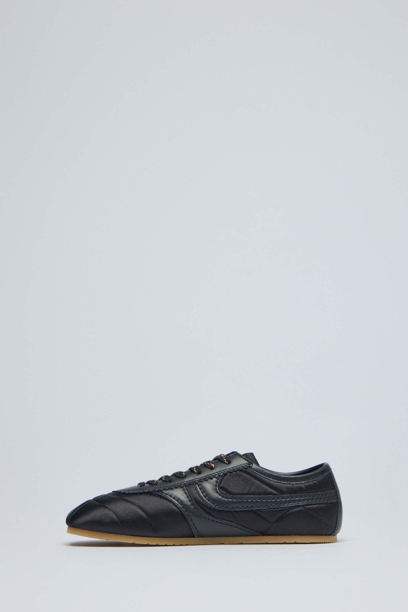 Dries Van Noten - M.l.shoes Q.0601 - LABELS