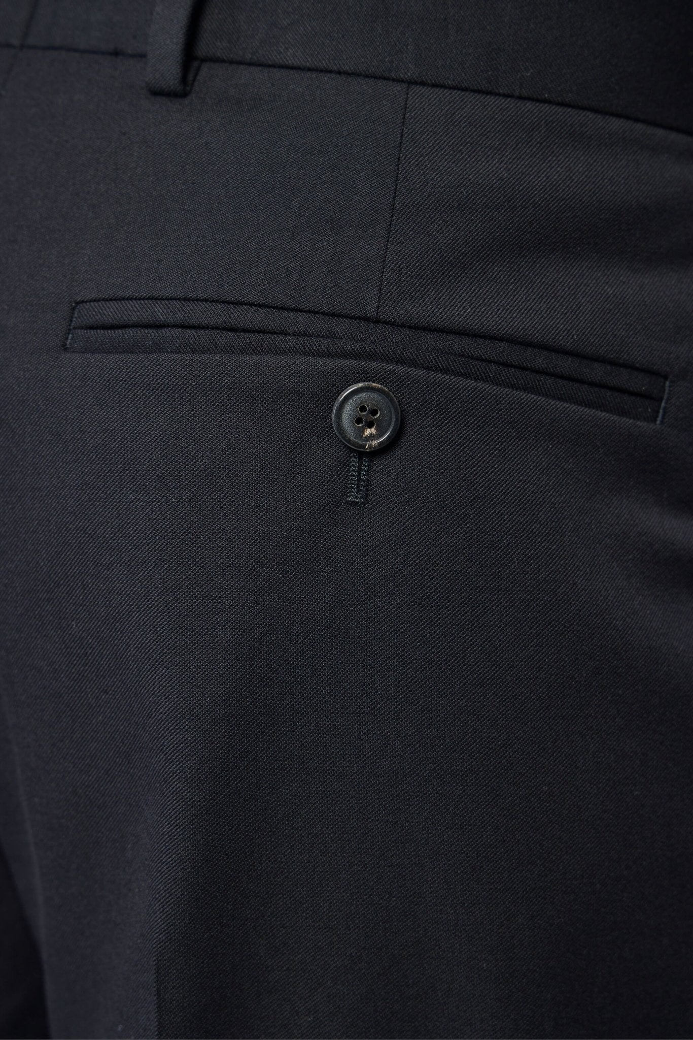Dries Van Noten - Penrud 3302 - LABELS