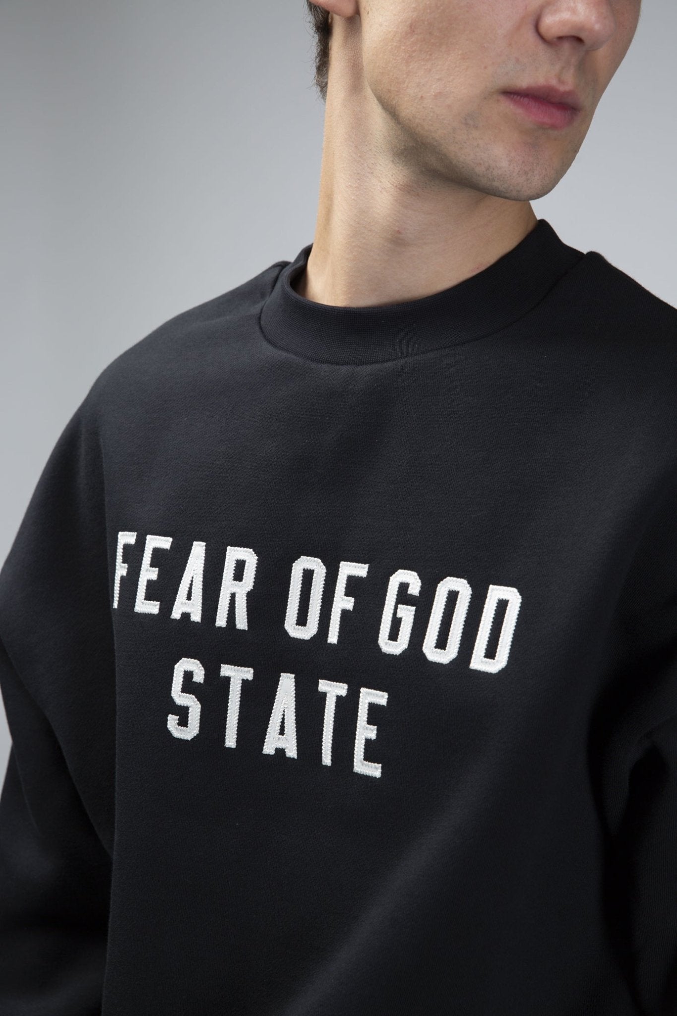 Fear of God Essentials - 90s Fit Fleece Crewneck Jet Black - LABELS