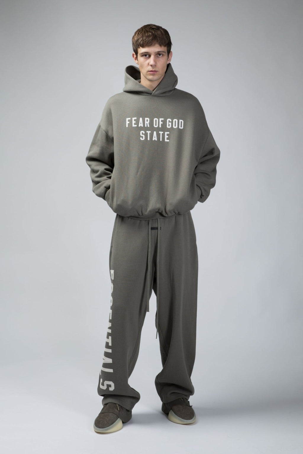 Fear of God Essentials - 90s Fit Fleece Hoodie Moss - LABELS