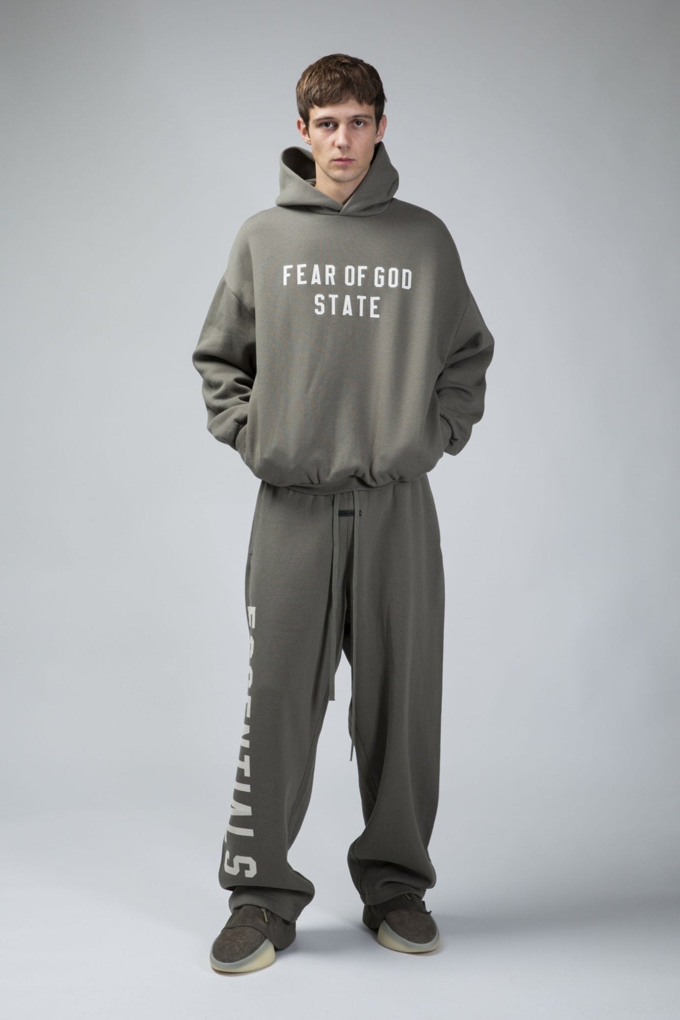 Fear of God Essentials - 90s Fit Fleece Hoodie Moss - LABELS