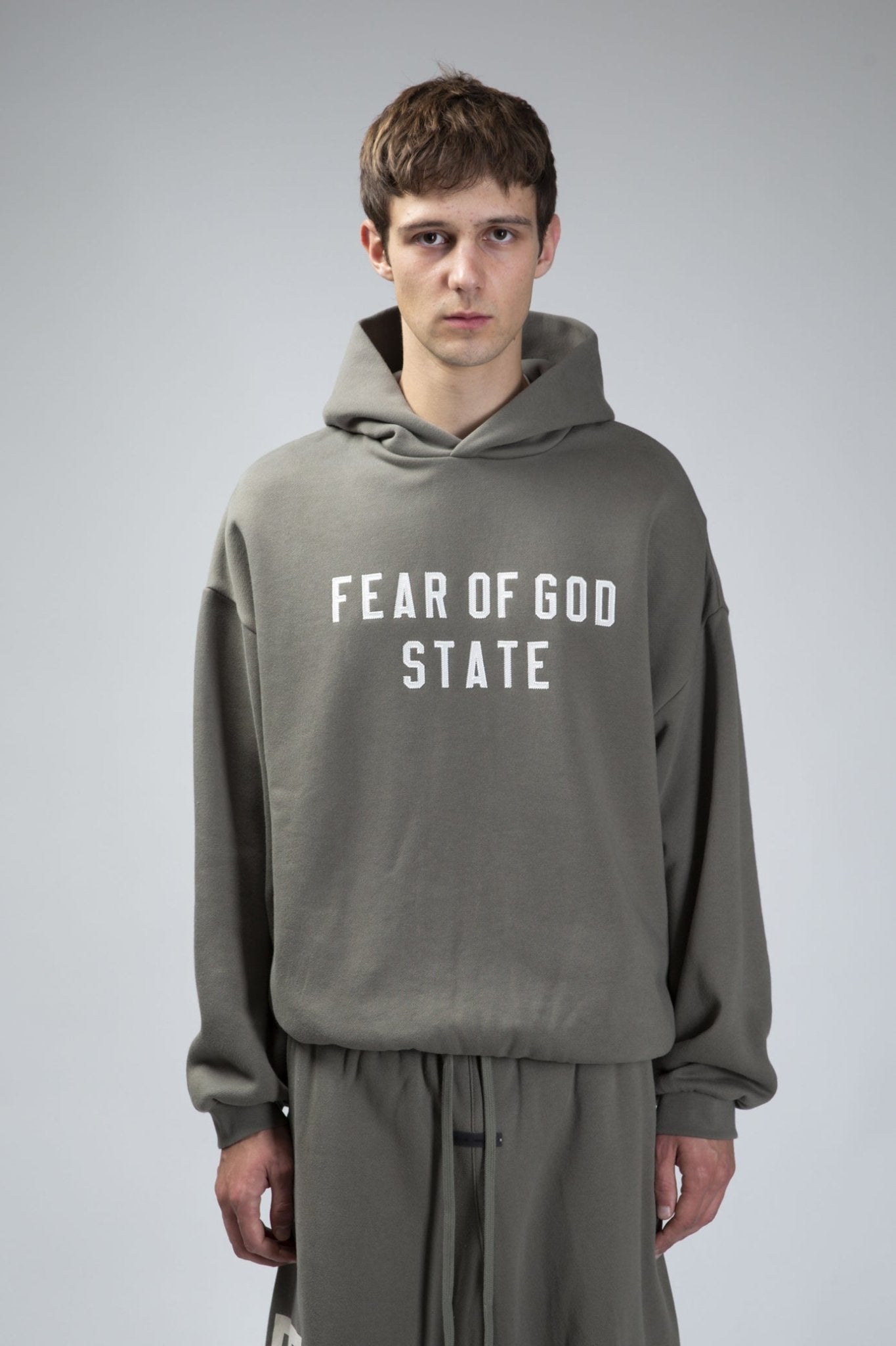 Fear of God Essentials - 90s Fit Fleece Hoodie Moss - LABELS