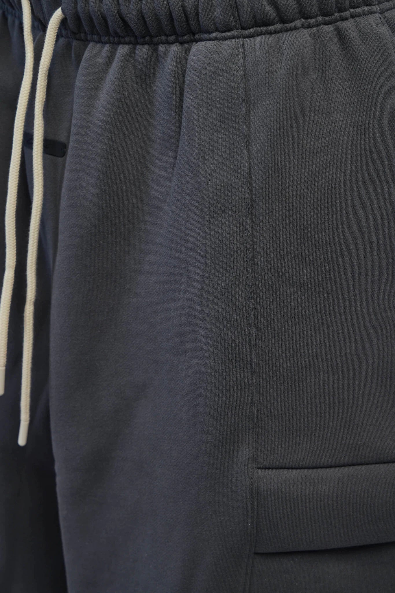 Fear Of God Essentials - Cargo Basketball Short - LABELS