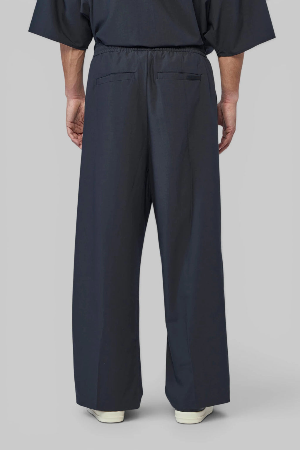 Fear Of God Essentials - Pleat Front Drawstring Pant - LABELS