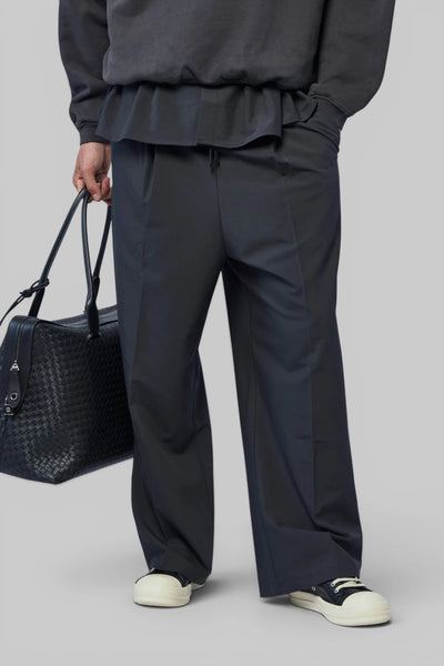 Pleat Front Drawstring Pant