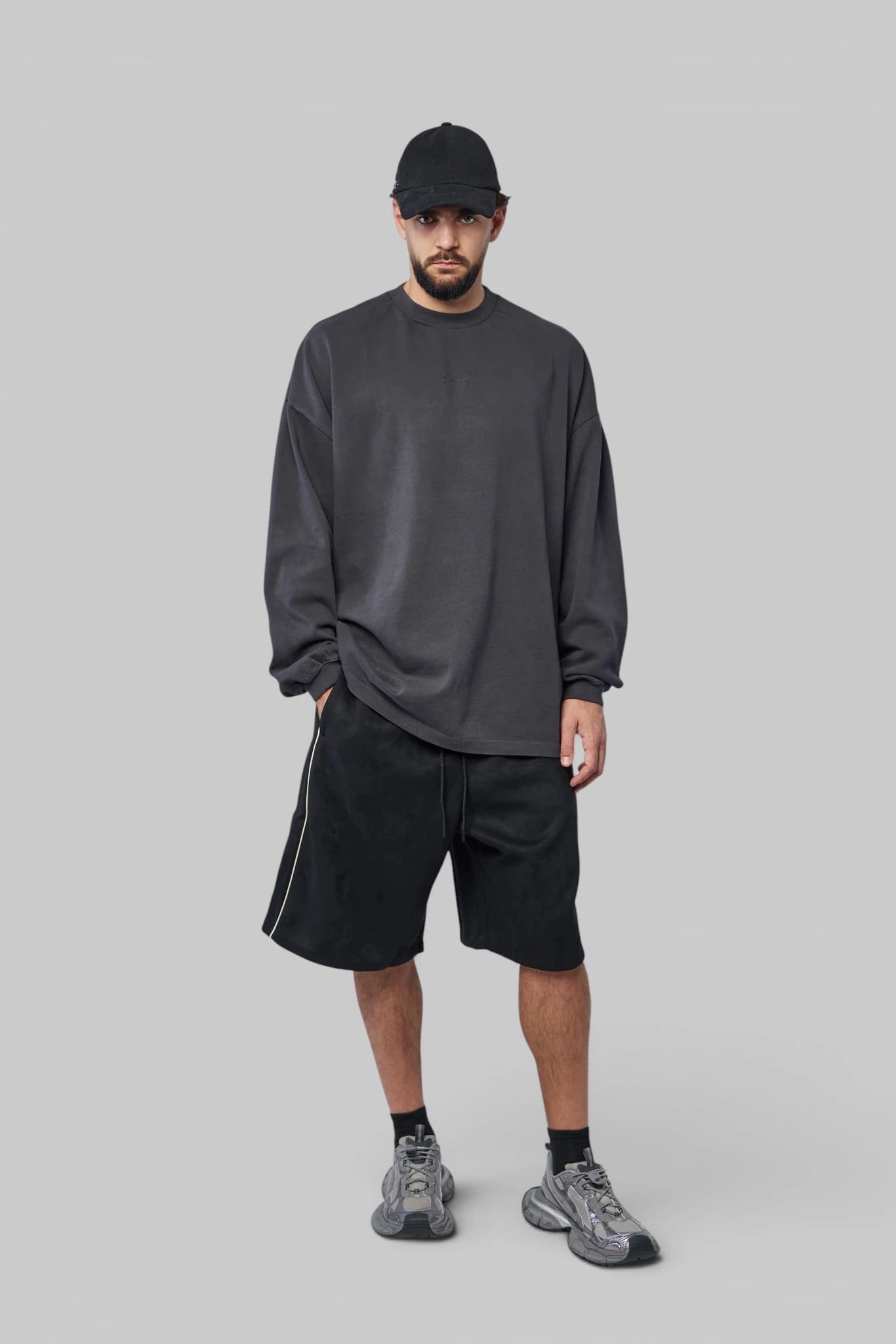 Fear Of God Essentials - Signature 90's Long Sleeve Tee - LABELS