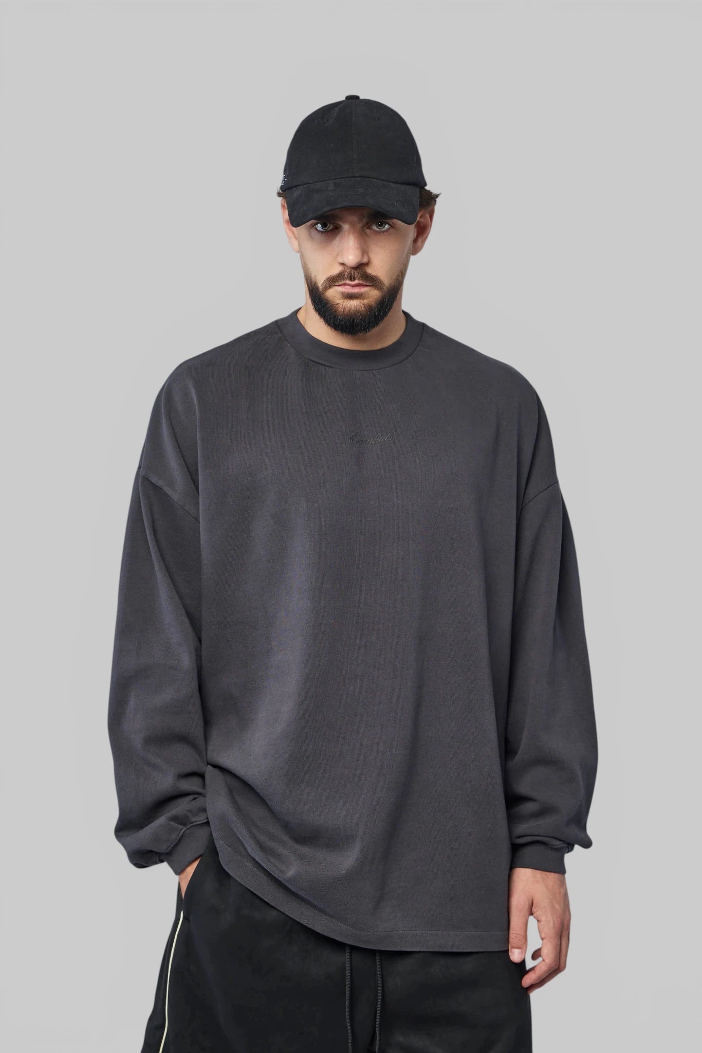 Fear Of God Essentials - Signature 90's Long Sleeve Tee - LABELS