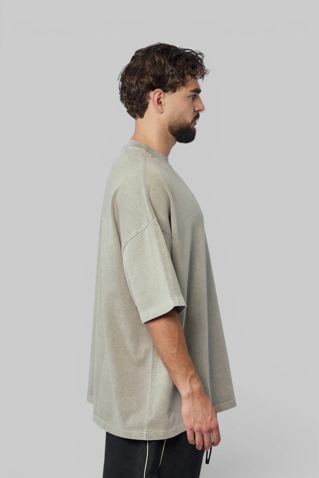Fear Of God Essentials - Signature 90's Short Sleeve Tee - LABELS