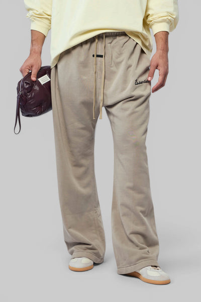 Training Classic Fit Flare Sweatpant