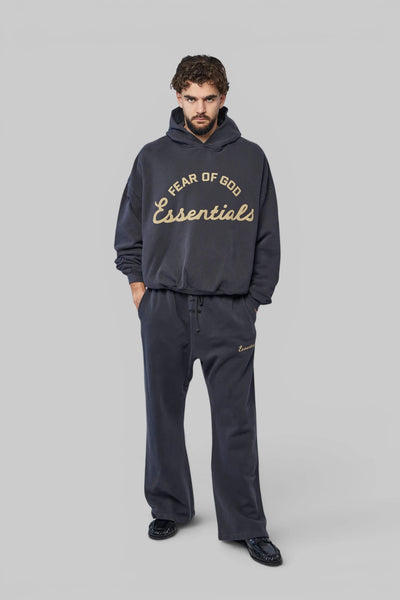 Training Classic Fit Flare Sweatpant