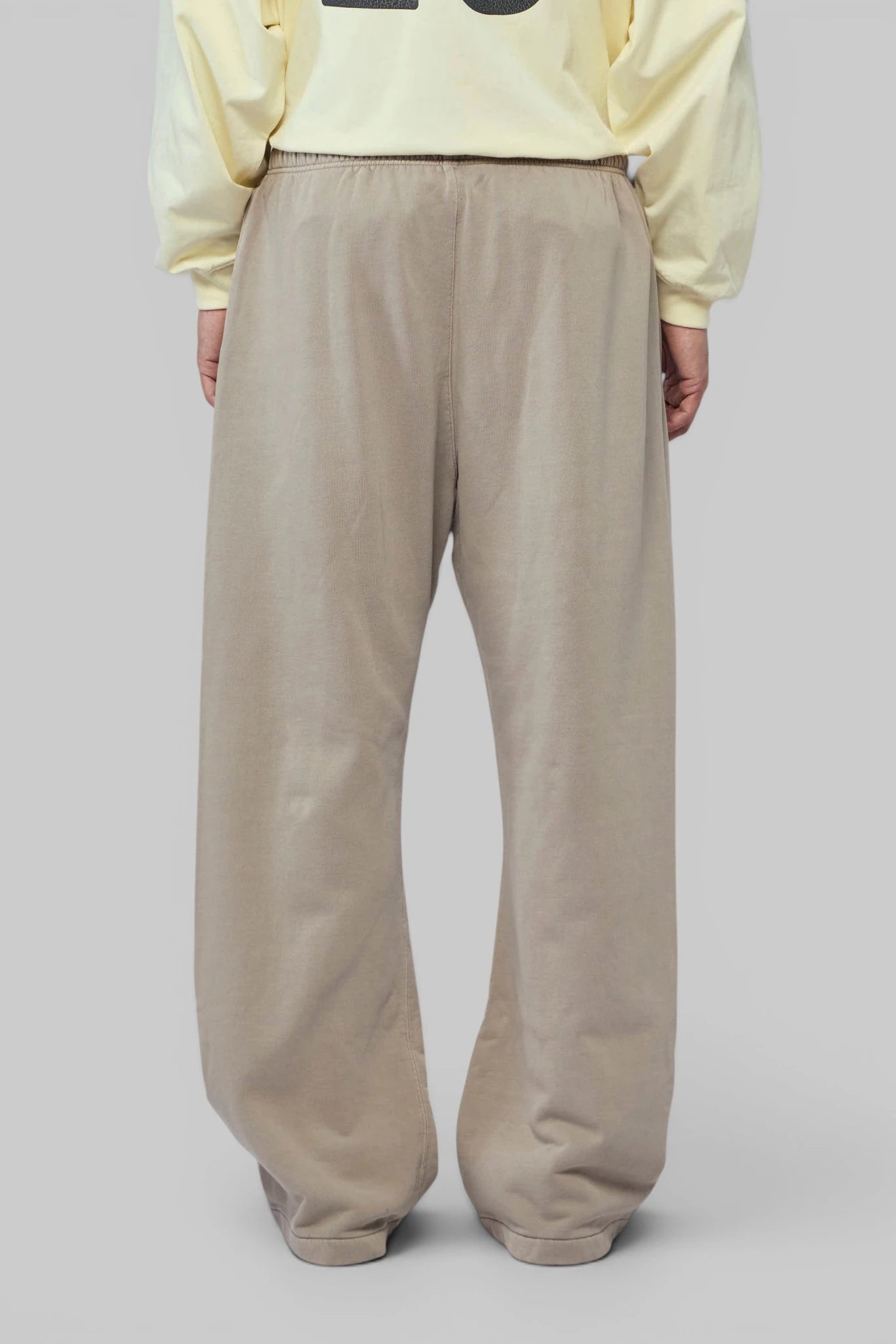 Fear Of God Essentials - Training Classic Fit Flare Sweatpant - LABELS