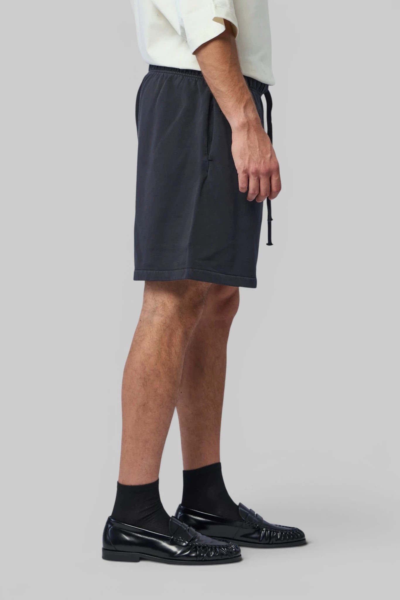 Fear Of God Essentials - Training Classic Fit Short - LABELS