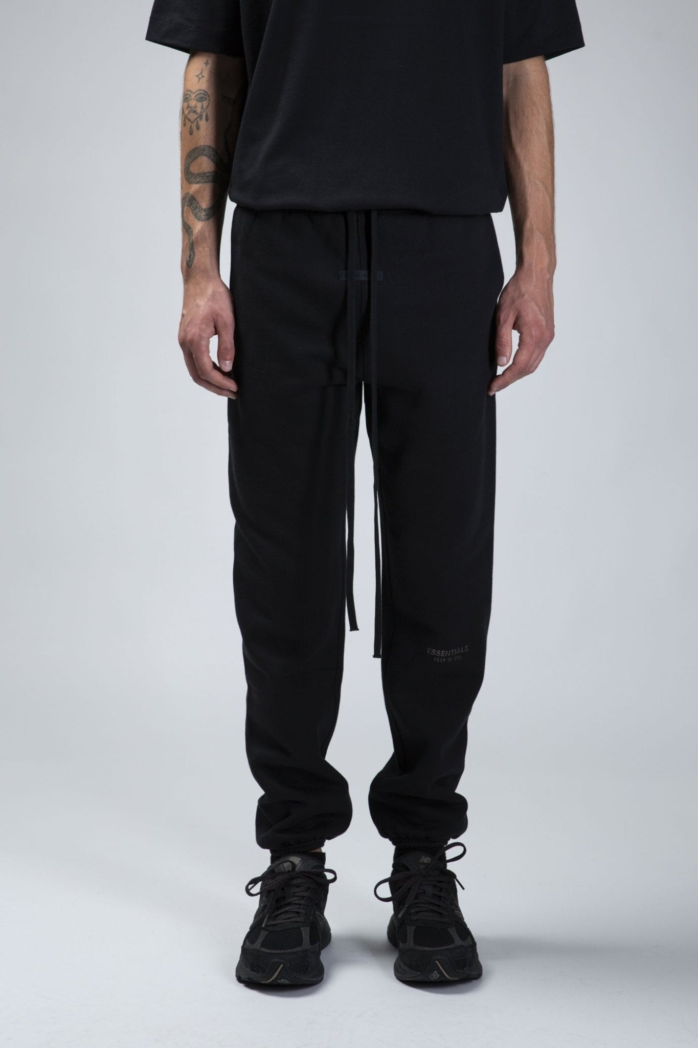 Fear of God Essentials - Vintage Fleece Sweatpant - LABELS