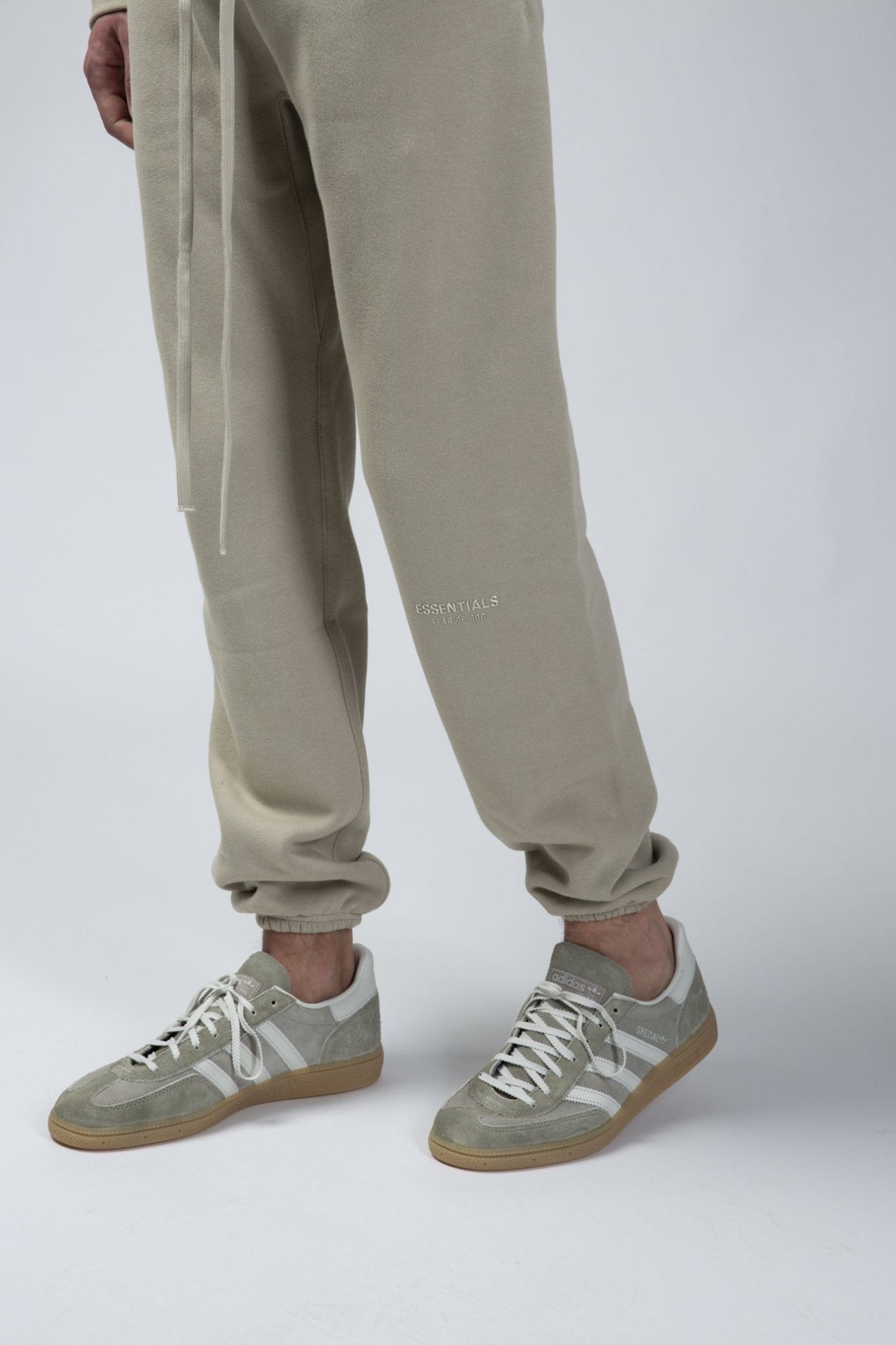 Fear of God Essentials - Vintage Fleece Sweatpant - LABELS