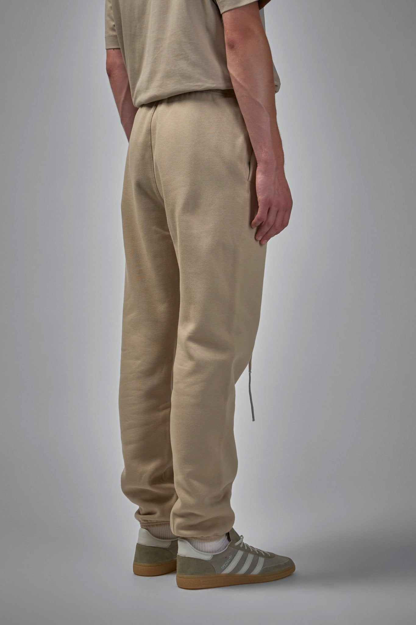 Fear of God Essentials - Vintage Fleece Sweatpant - LABELS