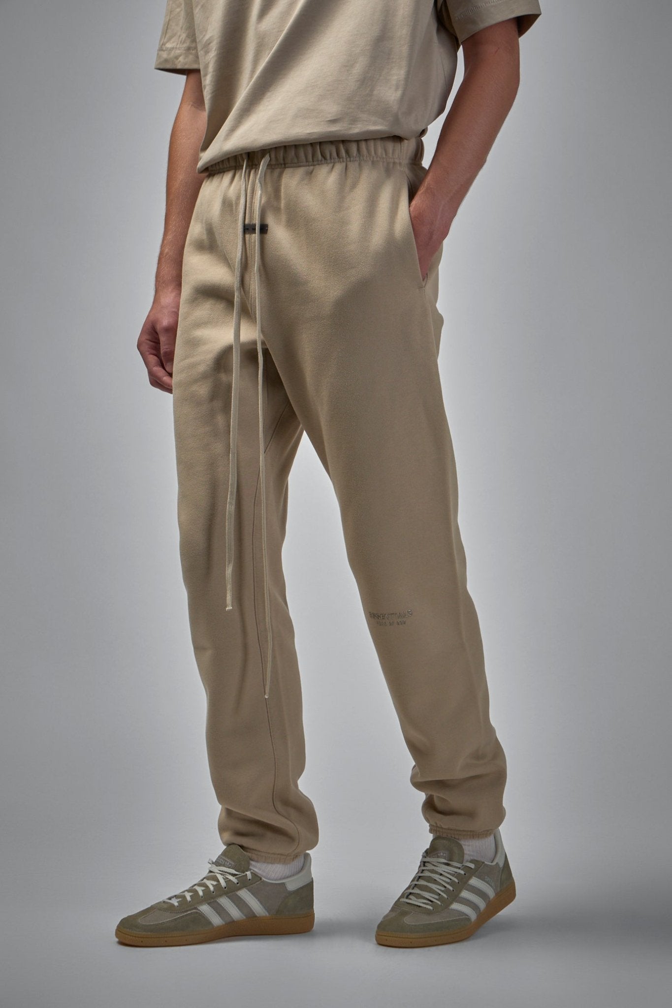 Fear of God Essentials - Vintage Fleece Sweatpant - LABELS