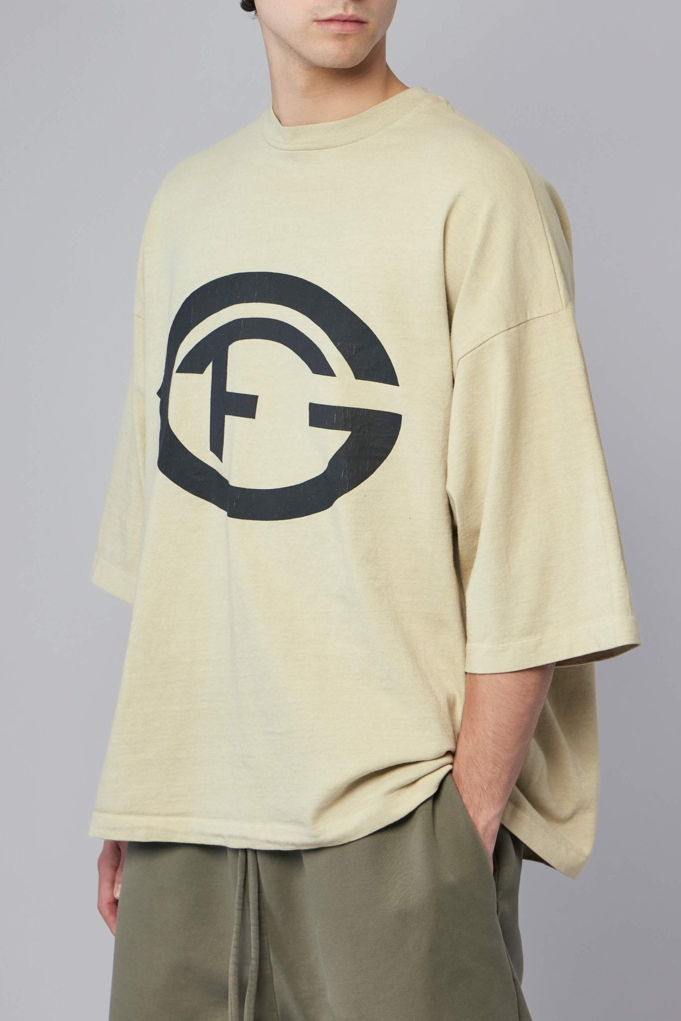 Fear Of God - "fg, 26" Ss Tee - LABELS
