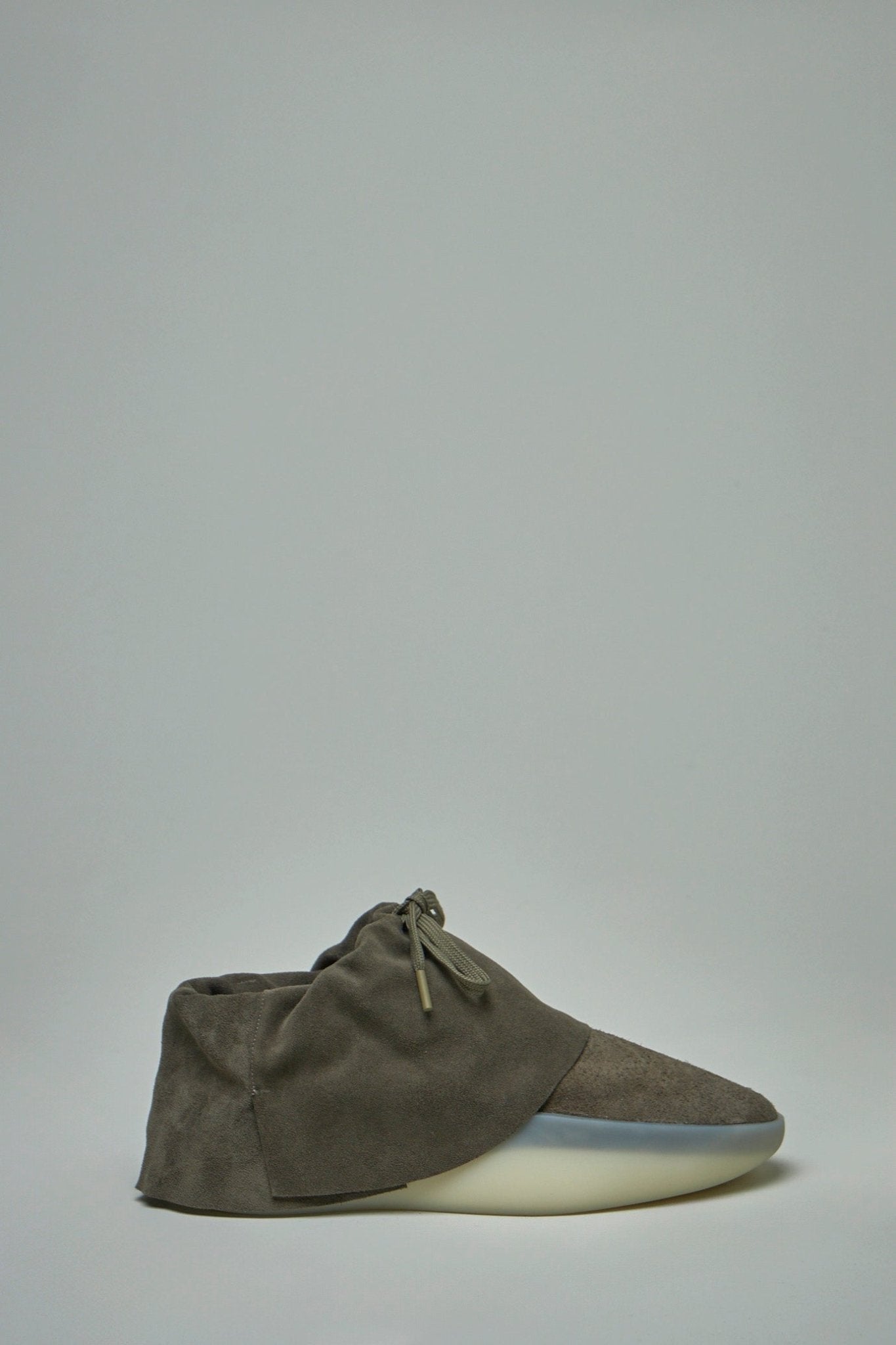 靴 FEAR OF GOD MOC LOW SNEAKER Fear of God Low Top Sneakers - Moc Low Runner – LABELS