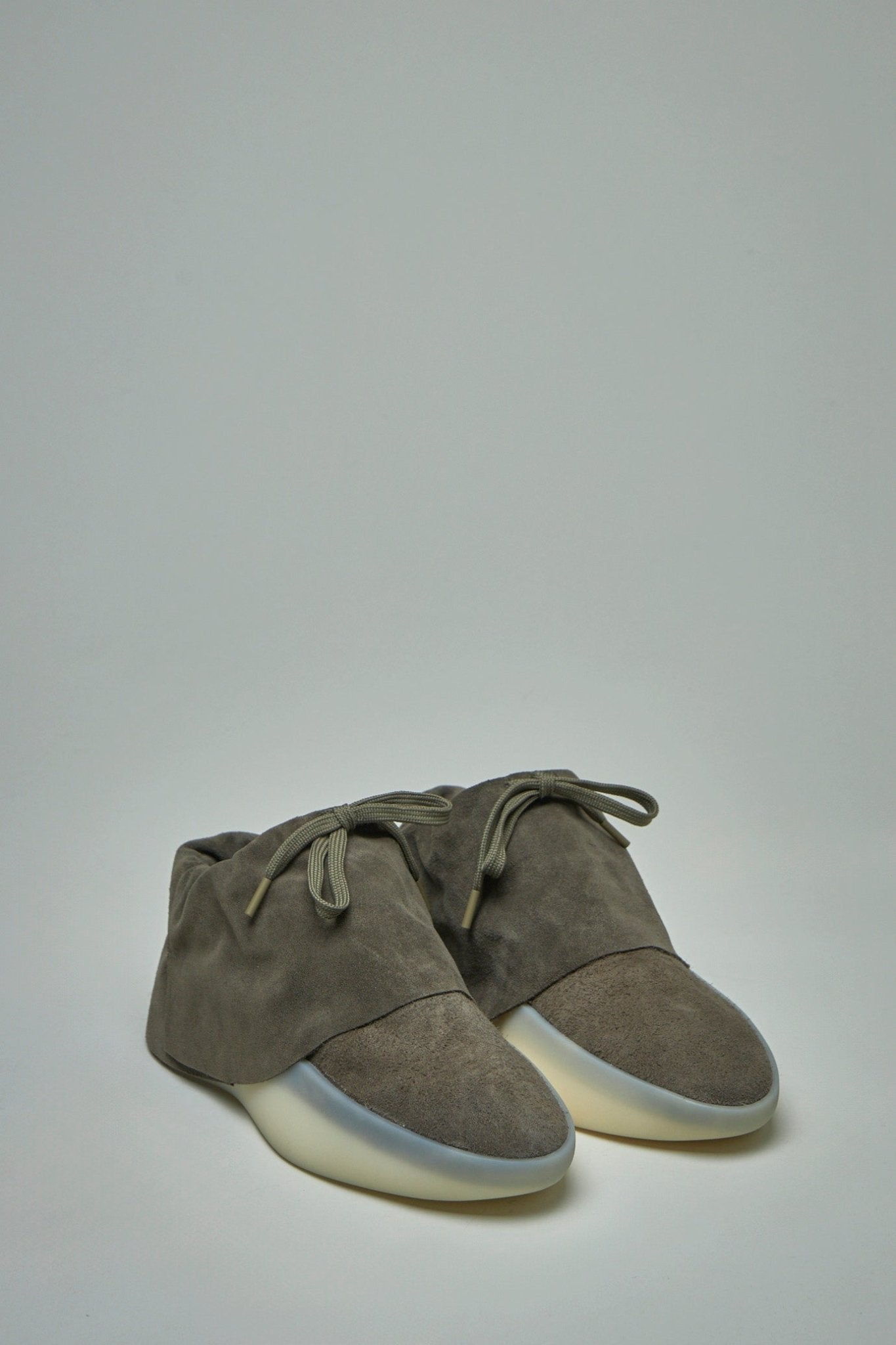 FEAR OF GOD MOC LOW カーキ 41 Fear of God Low Top Sneakers - Moc Low Runner – LABELS