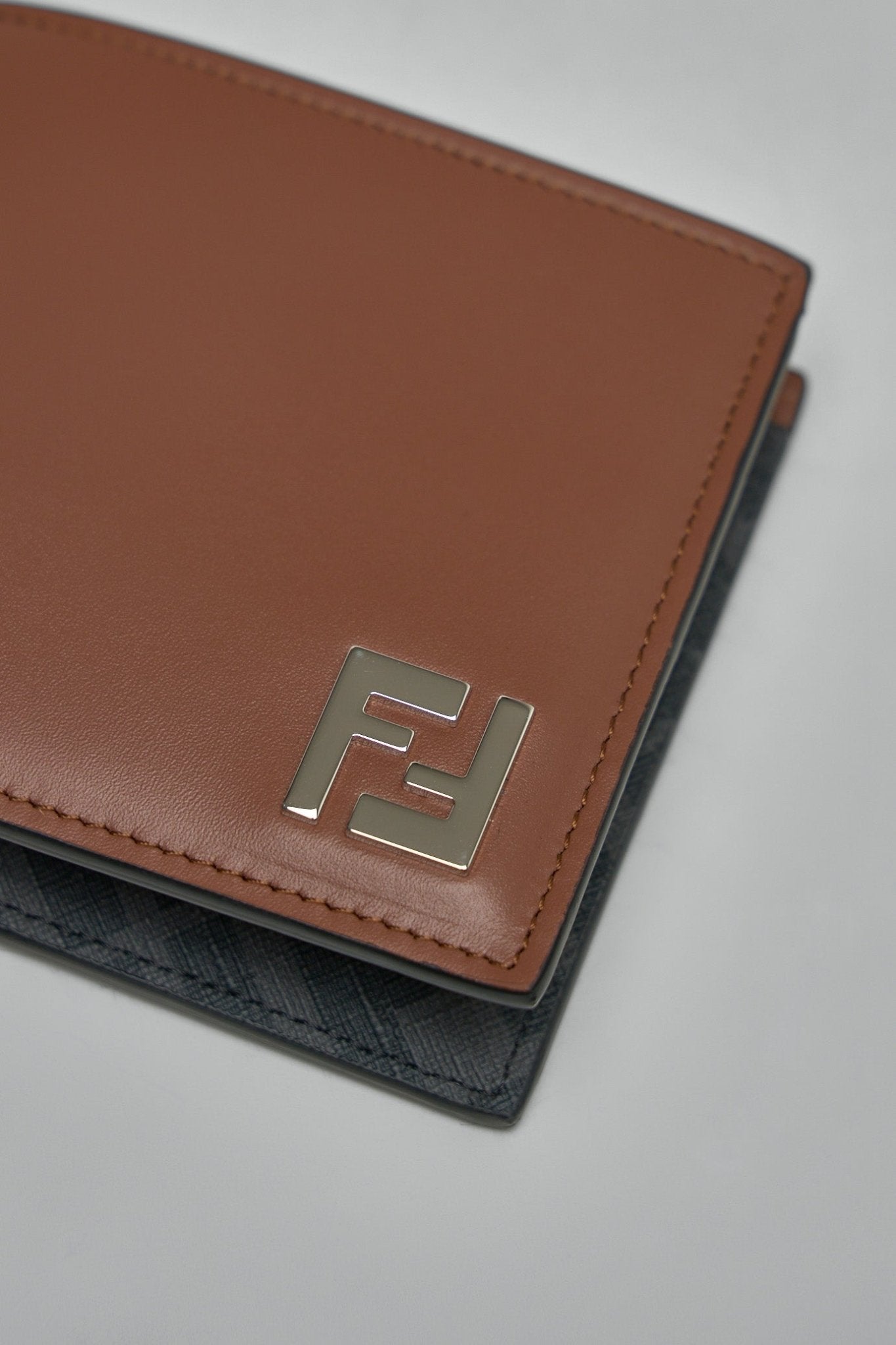 Fendi - Bi - Fold Wallet Calf Leather - LABELS