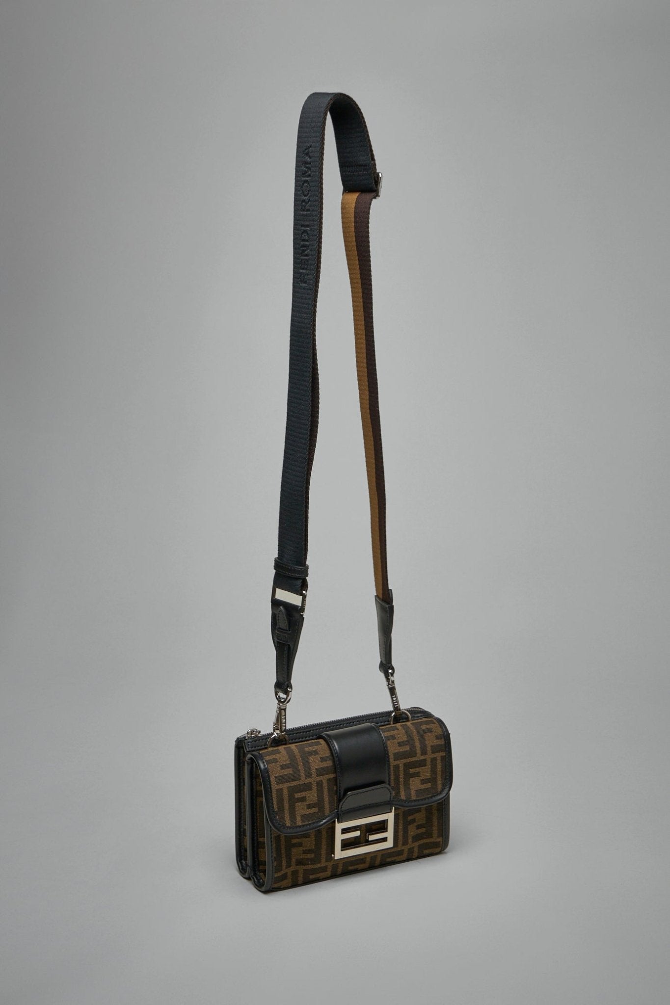 Fendi - Double Baguette - LABELS