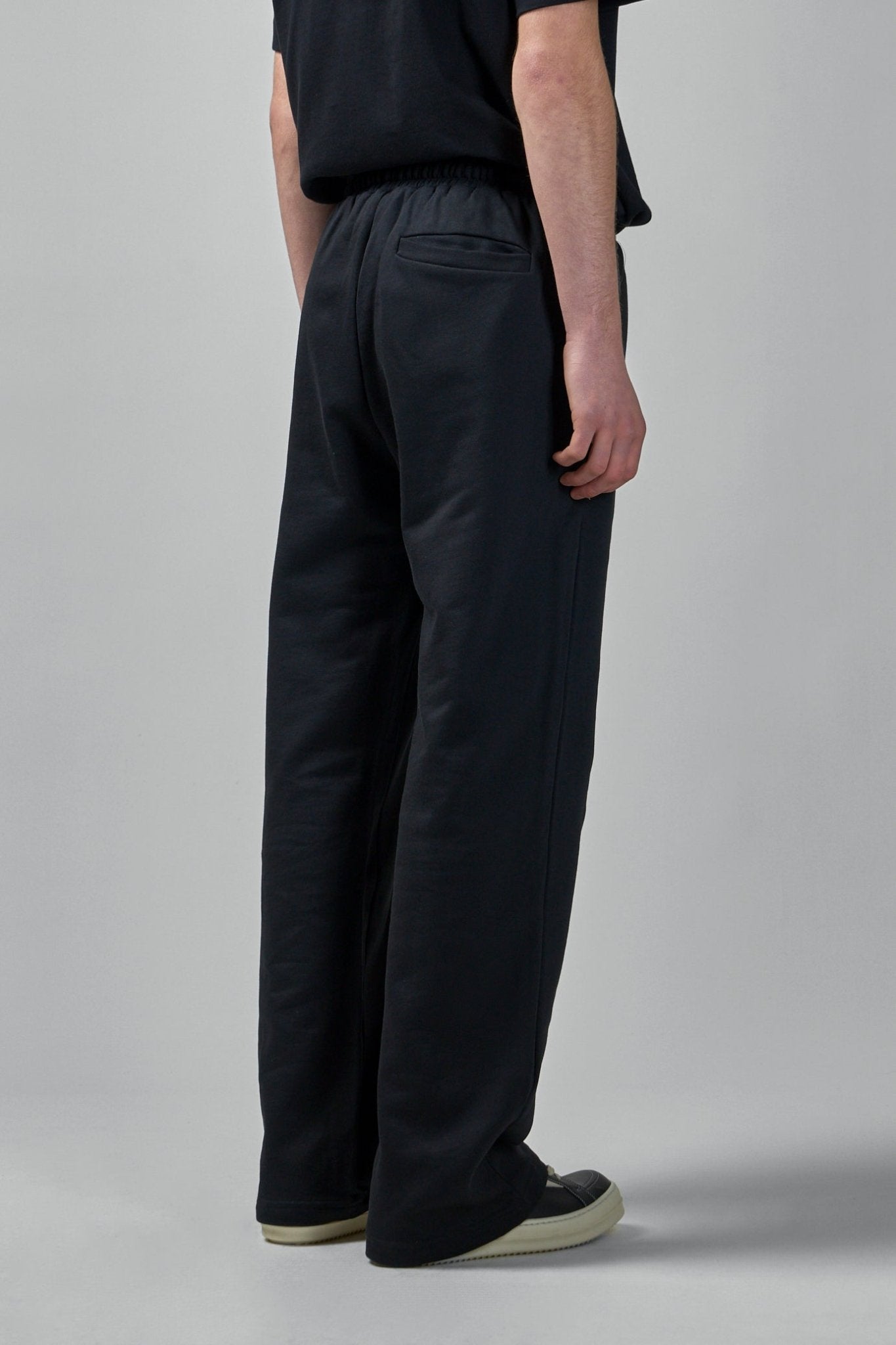 FLÂNEUR - Atelier Tailored Casual Trousers - LABELS