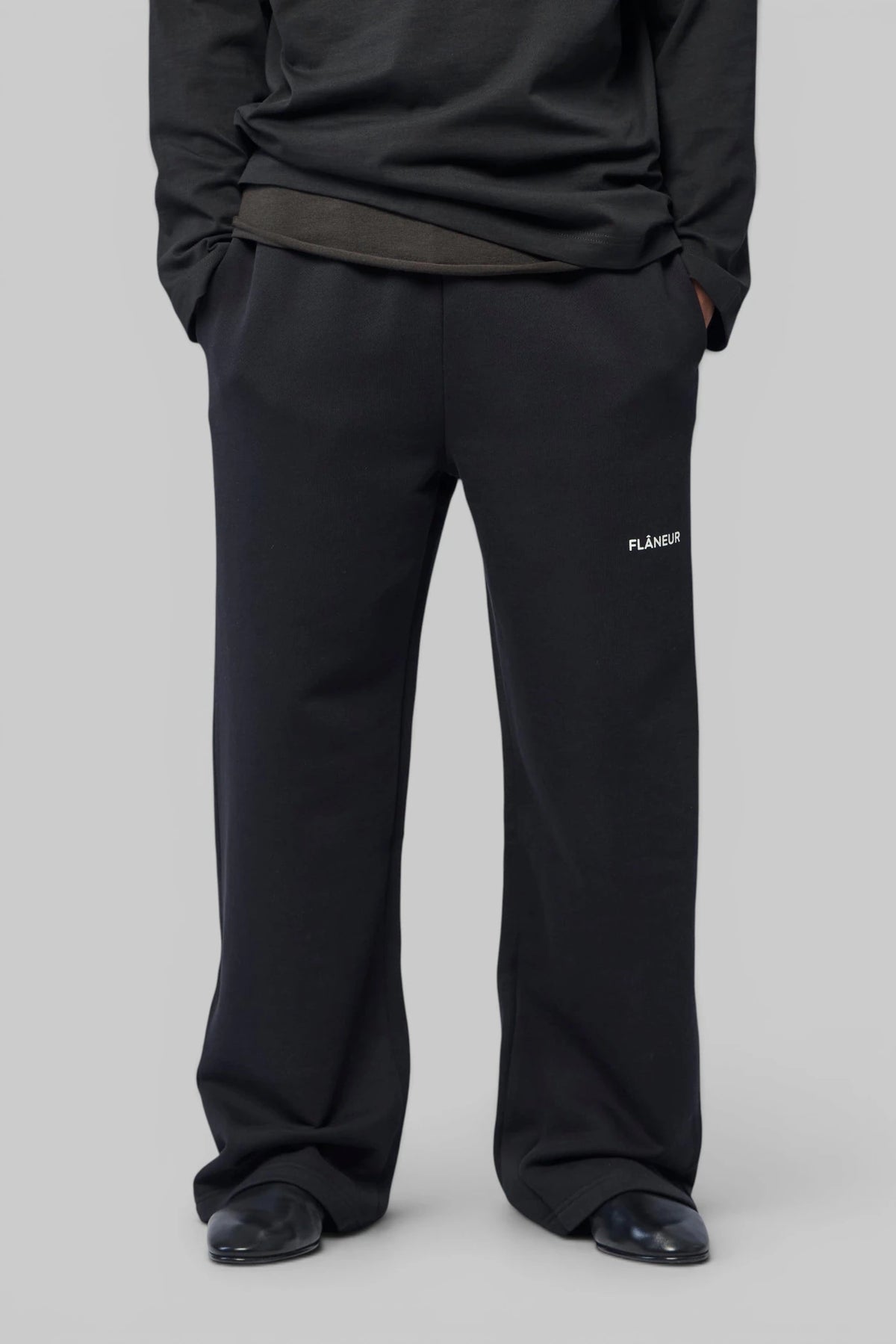 FLÂNEUR Wide-Leg Pants in cotton with drawstring waistband, front view