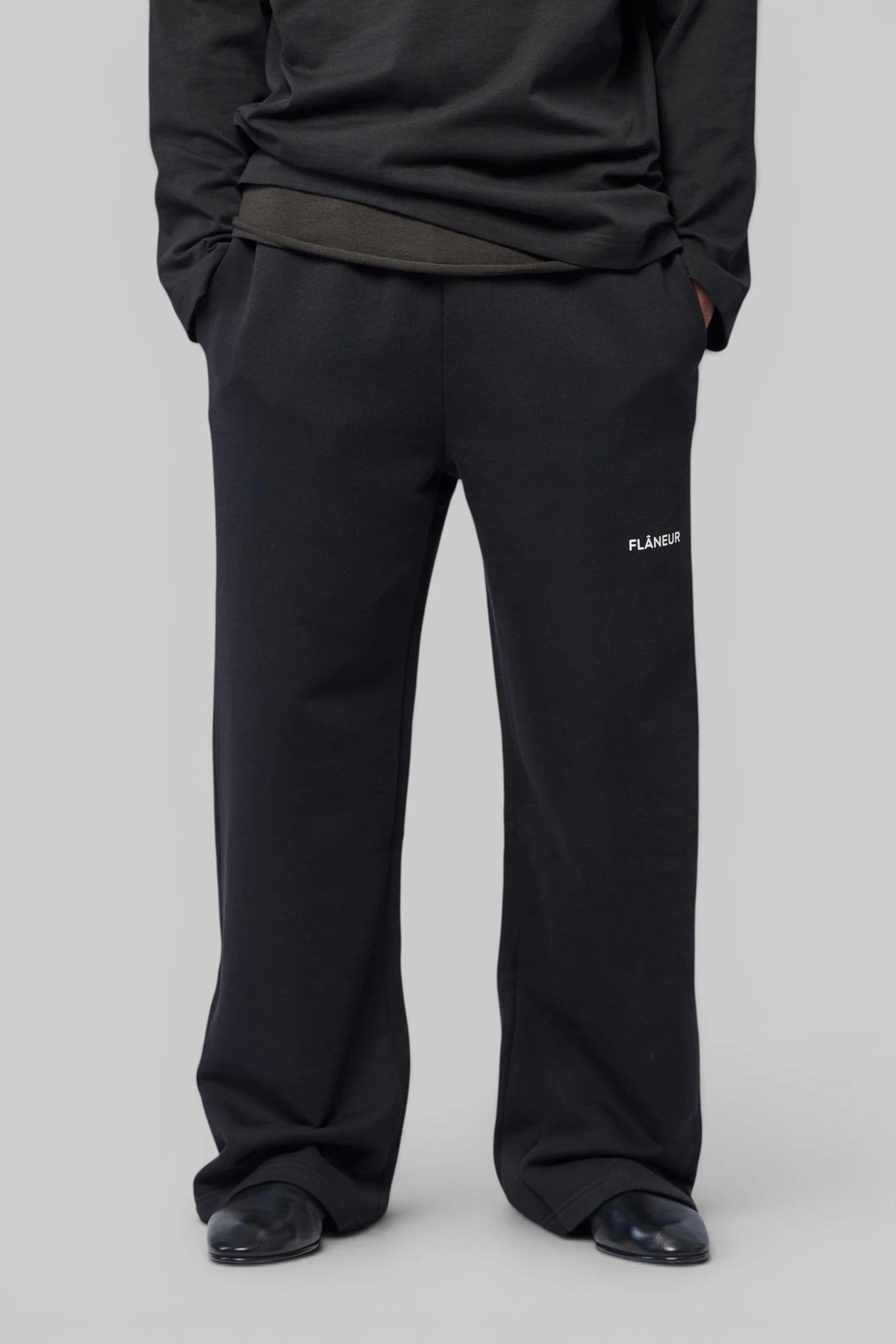 FLÂNEUR - Logo Sweatpants - LABELS