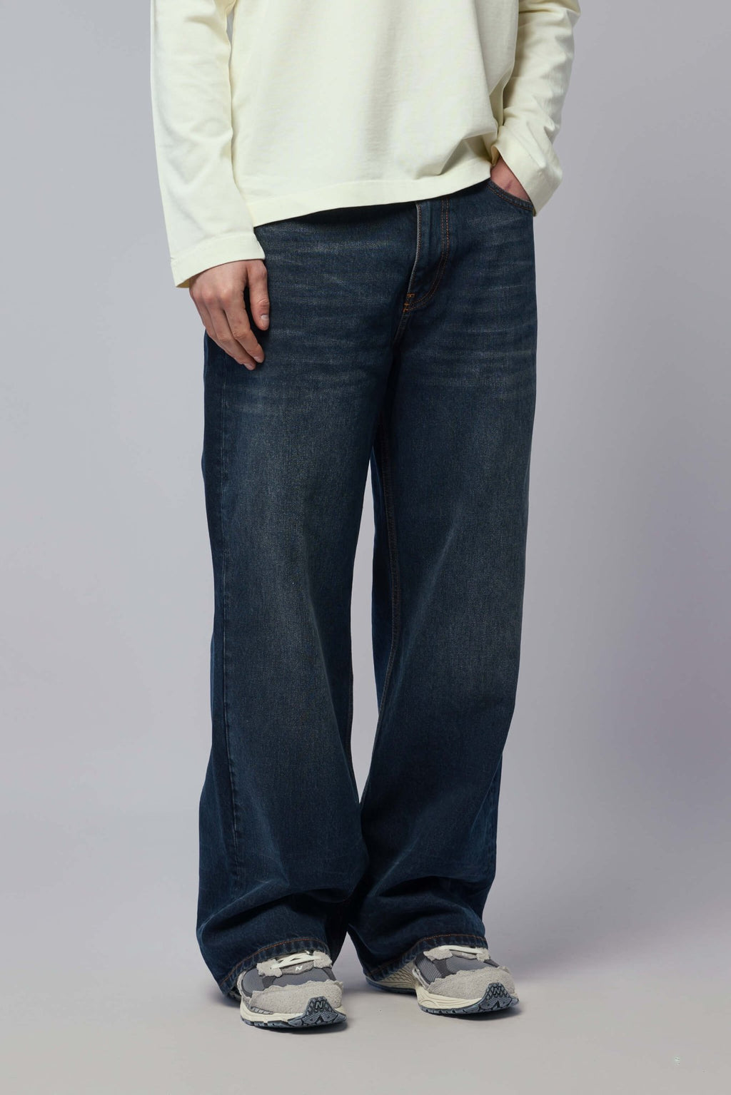 FLÂNEUR - Relaxed Fit Jeans - LABELS