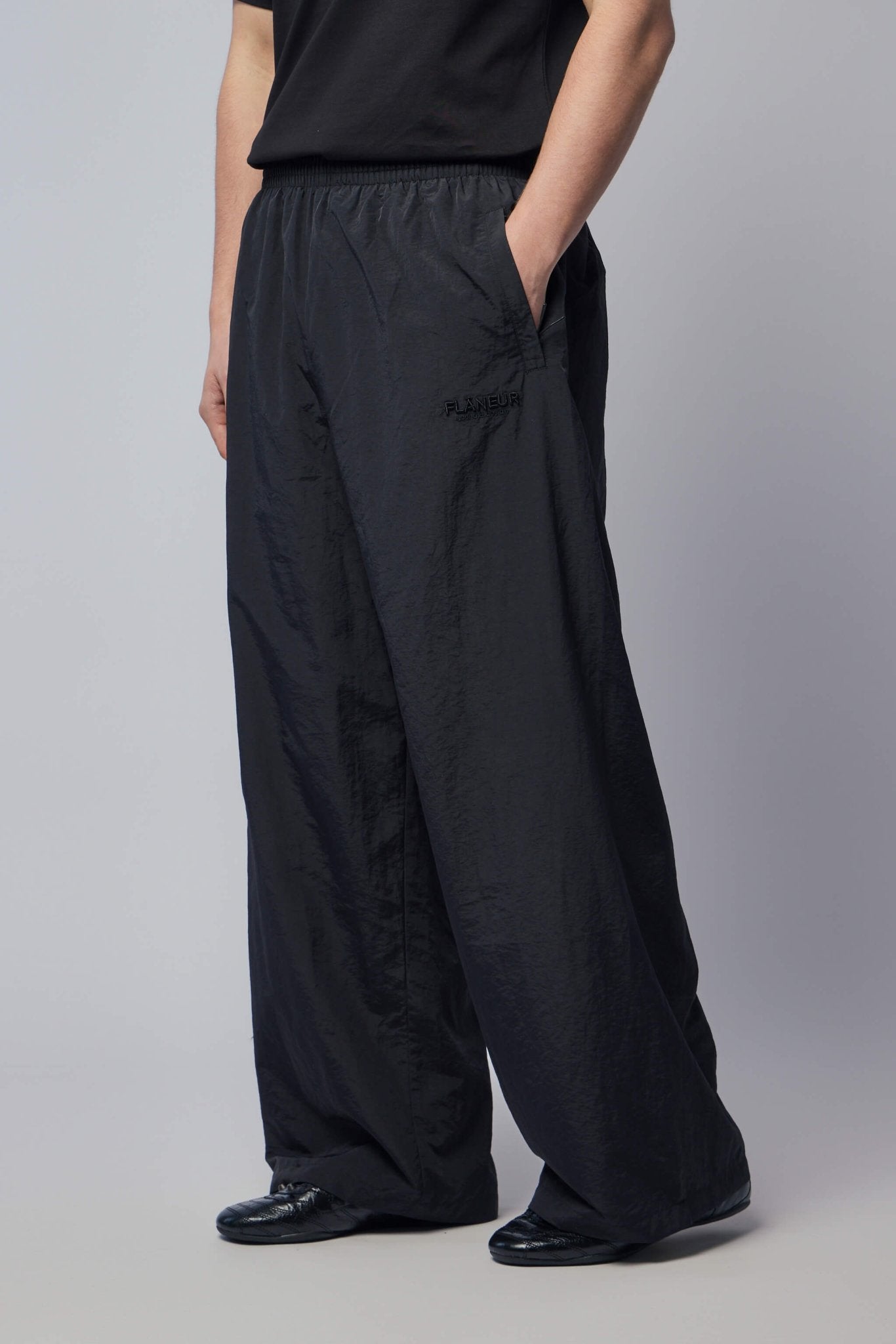 FLÂNEUR - Sound & Design Oversized Track Pants - LABELS
