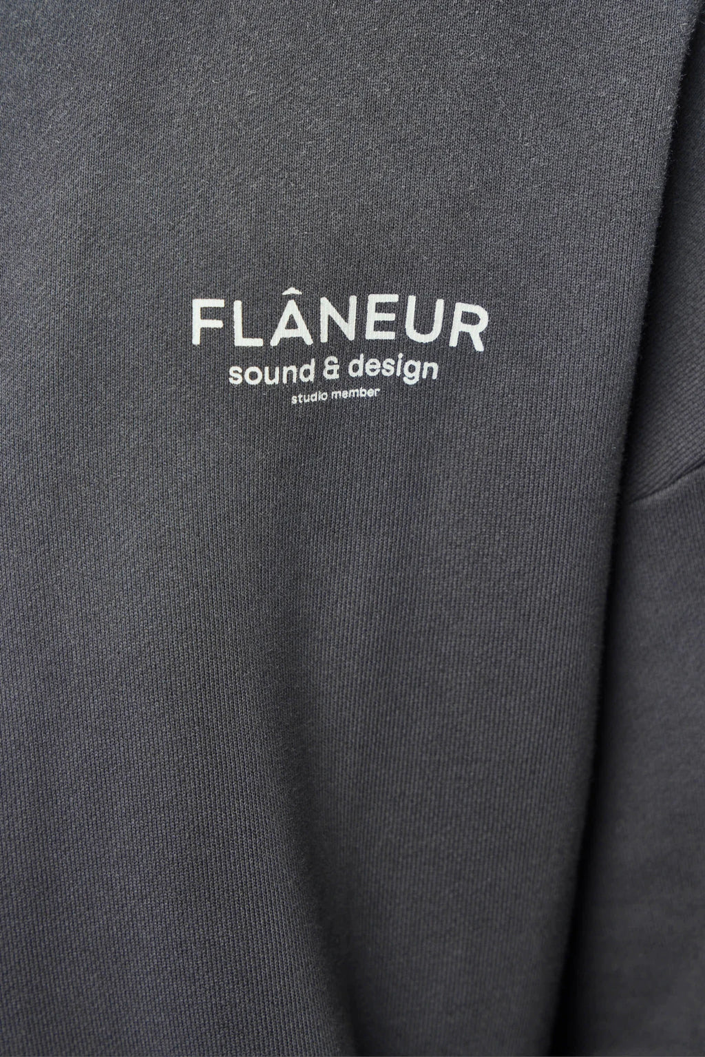 FLÂNEUR - Sound & Design Studio Member Zip-up - LABELS