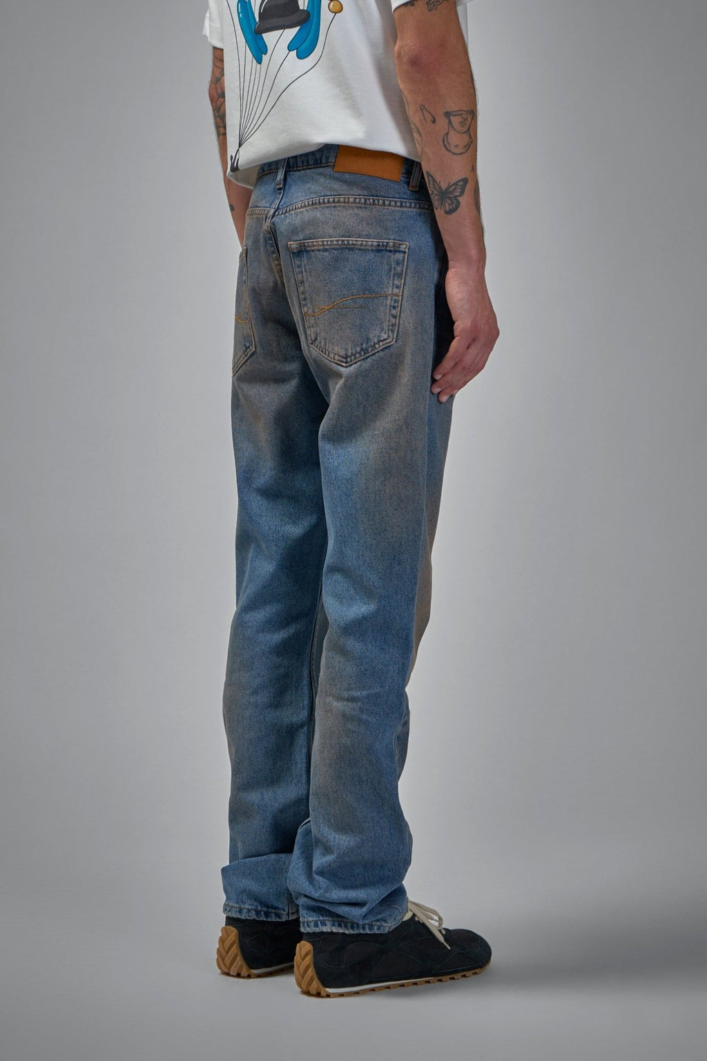 FLÂNEUR - Straight Jeans - LABELS