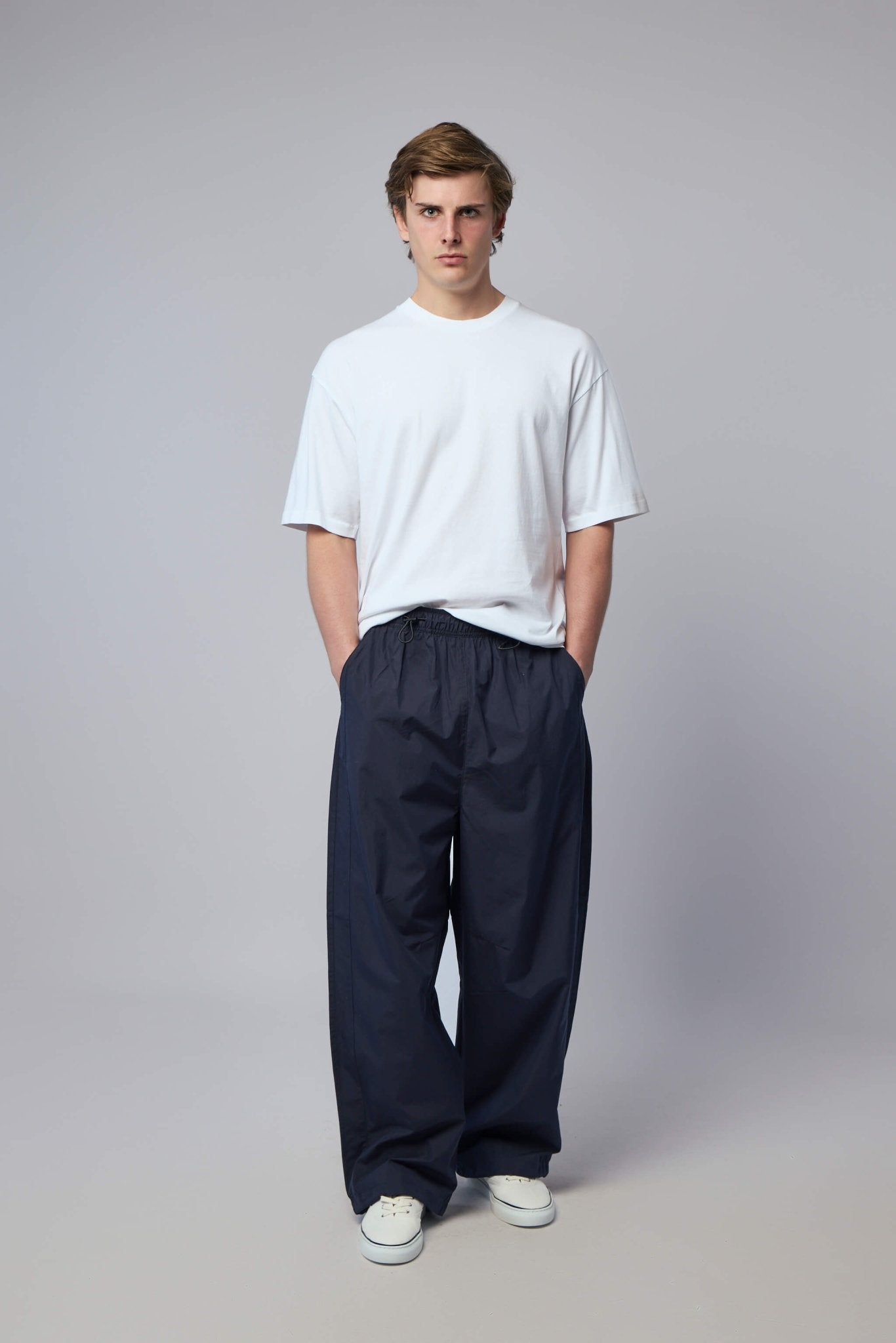 FREI - MUT - Jogger In Woven Fabric - LABELS